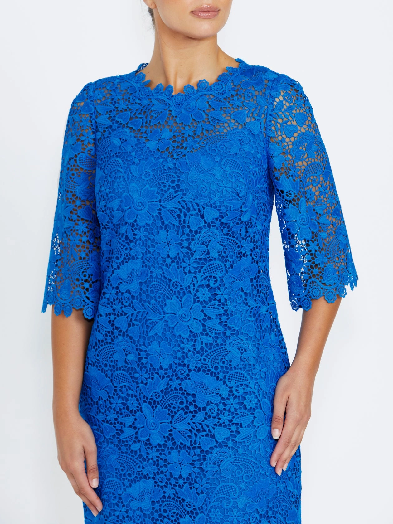 Smart Outfit Haisley Azure Lace Dress
