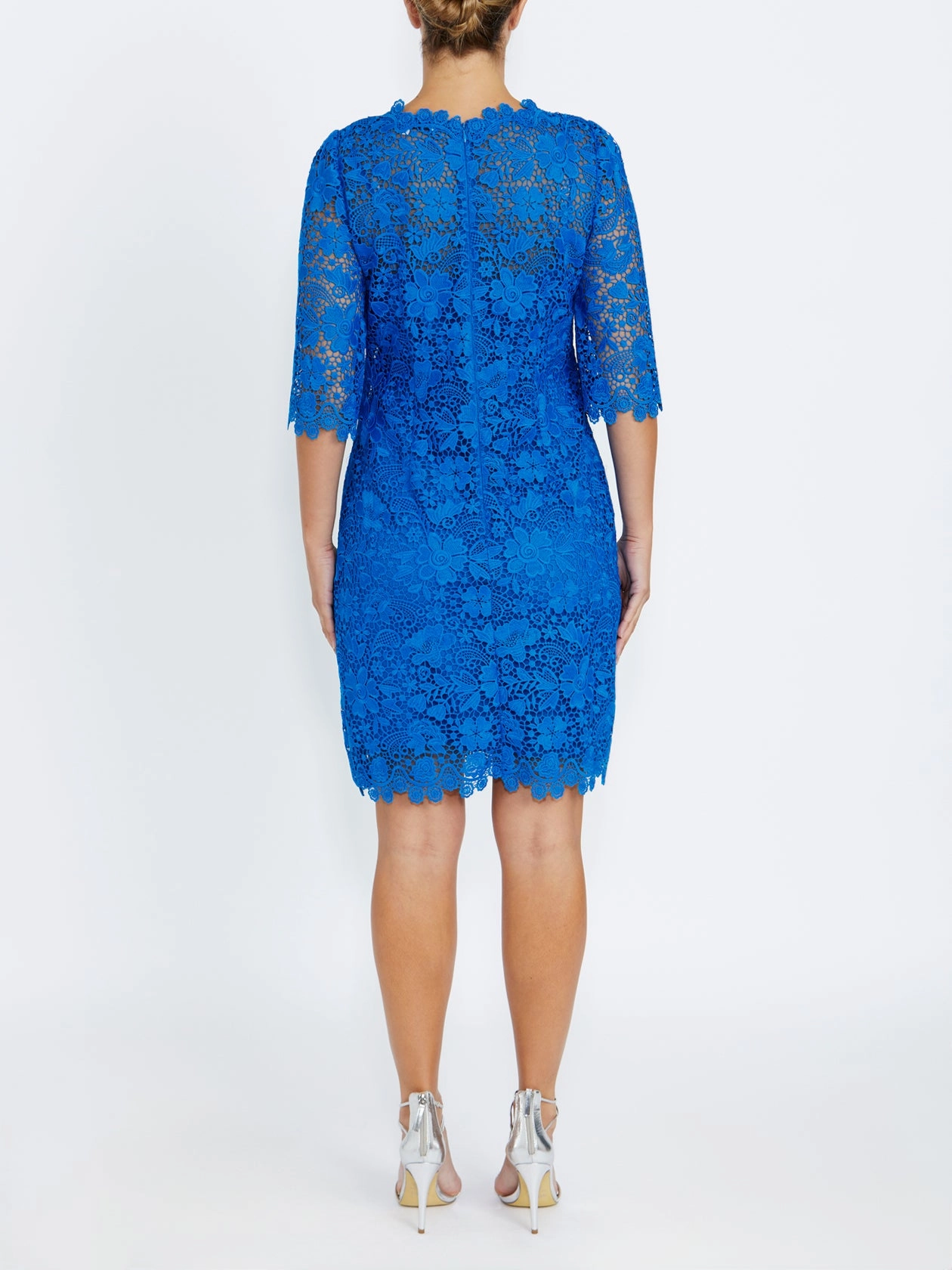 Smart Outfit Haisley Azure Lace Dress