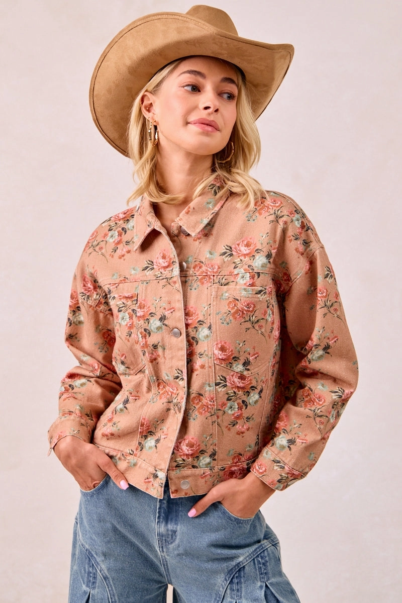 IT4441S-01 | WASHED FLORAL PRINTED DENIM JACKET WITH BACK PLEAT Versatile Design Lightweight Feel