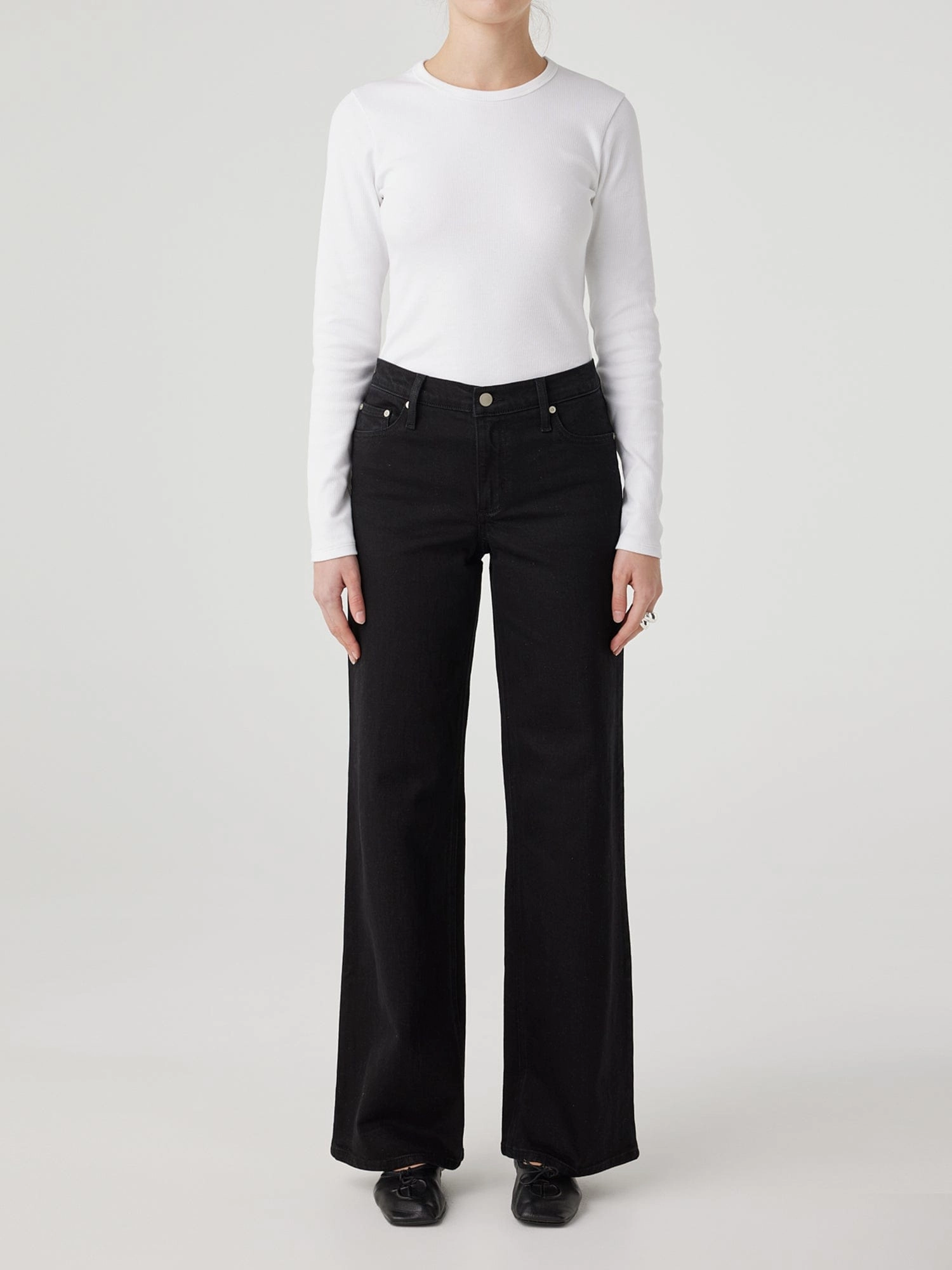 Everyday Vibrant Nikki Jean Black