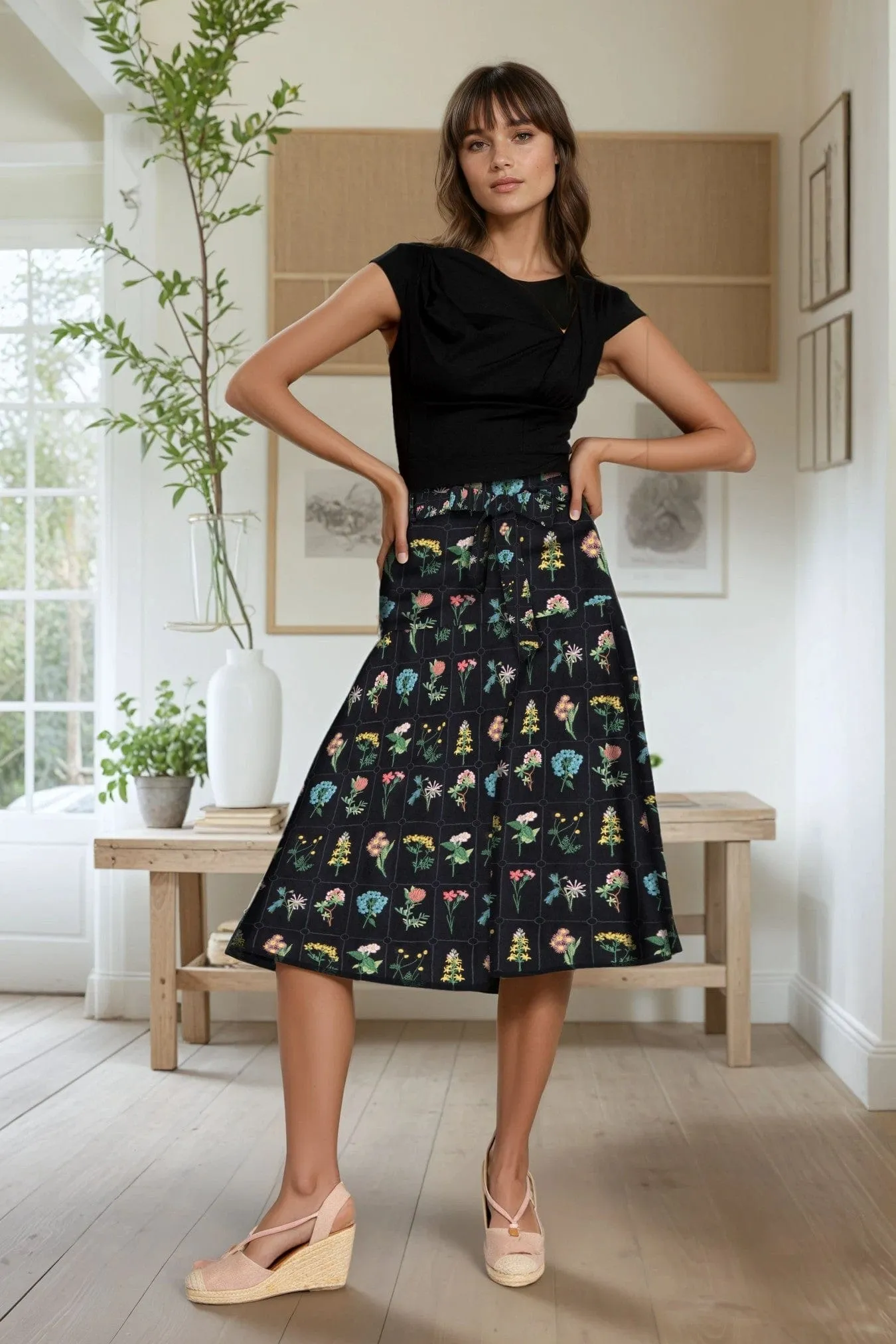 Smooth Pulse Allas Skirt  Botanicals