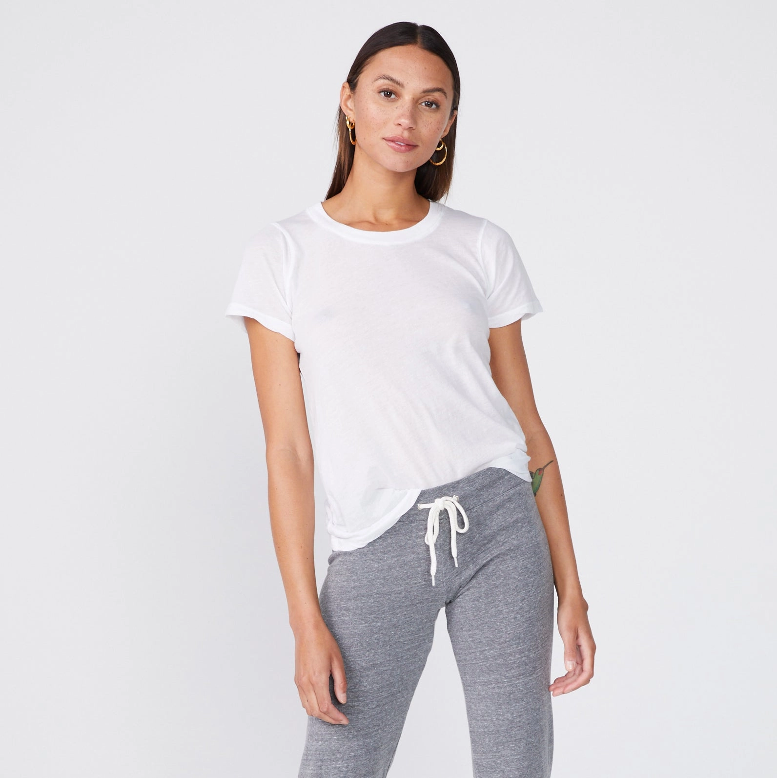 Tissue Fitted Crew Neck Tee Modern Fashion Look Layer Essential