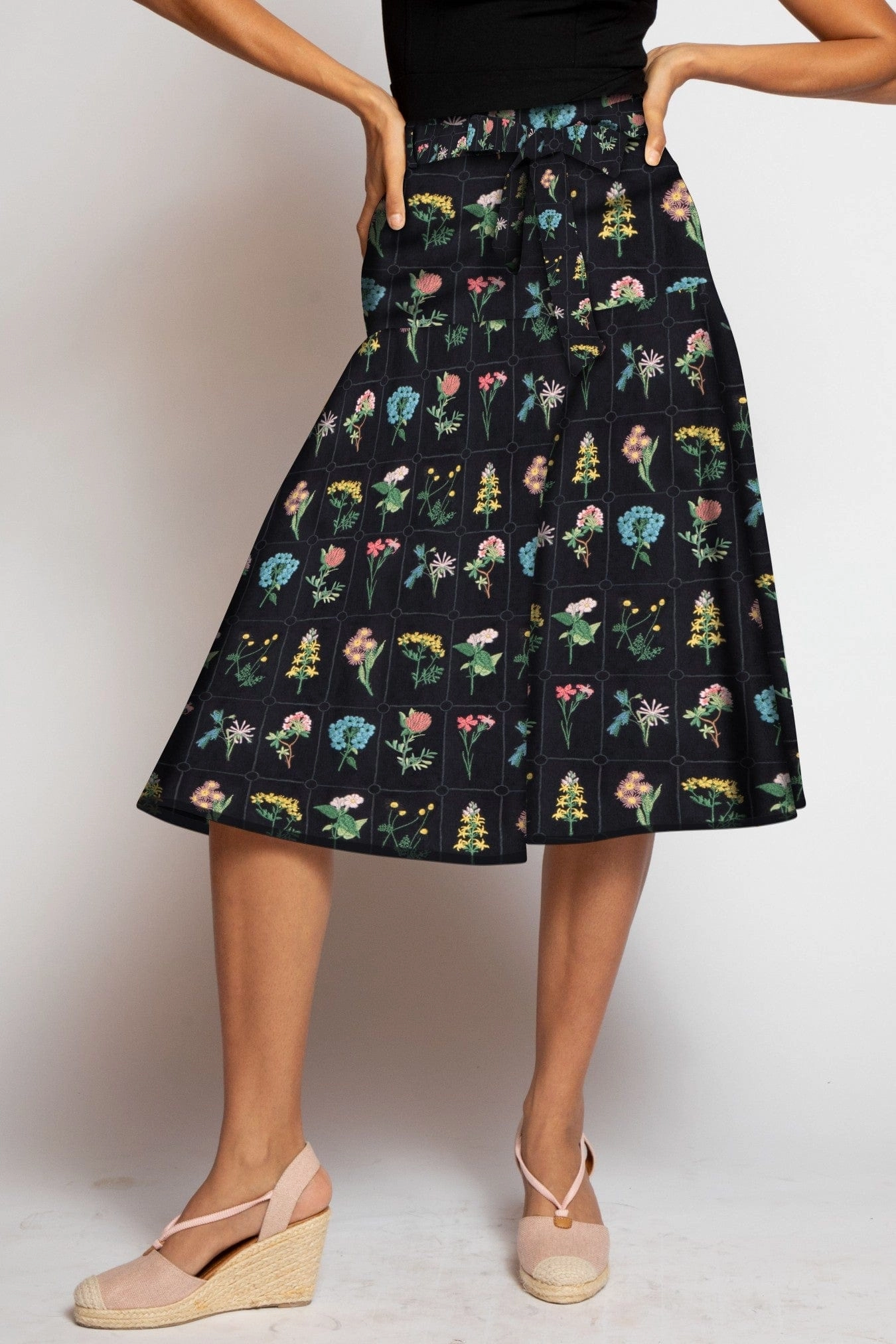 Smooth Pulse Allas Skirt ?C Botanicals
