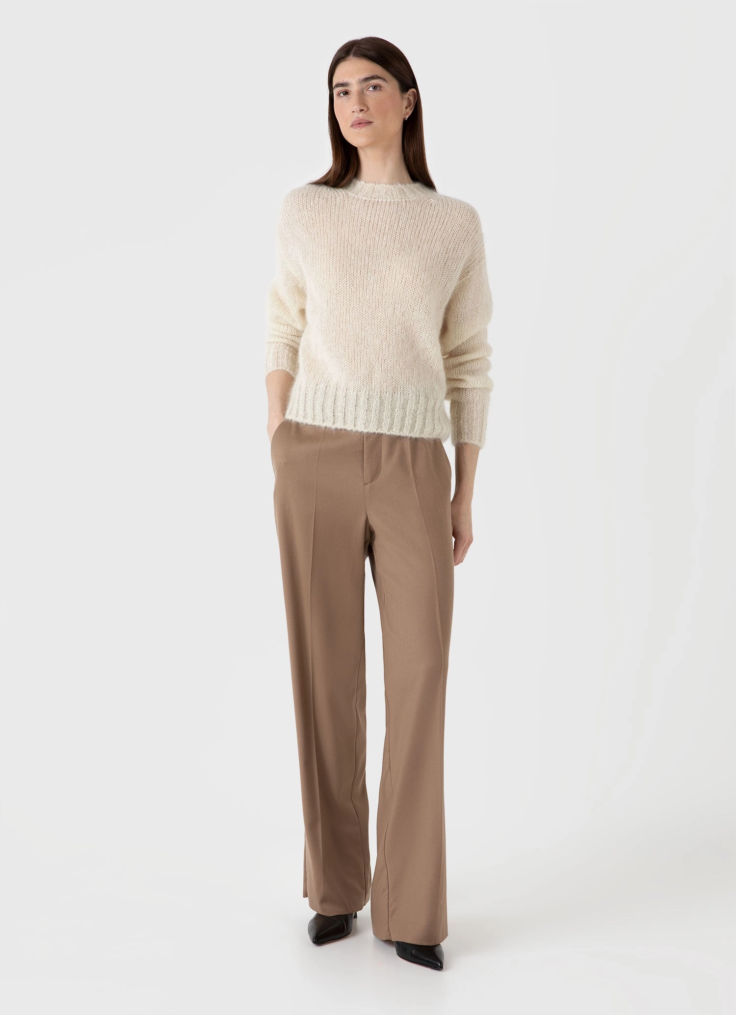 Snug feel Women's Mohair Silk Jumper in Ecru