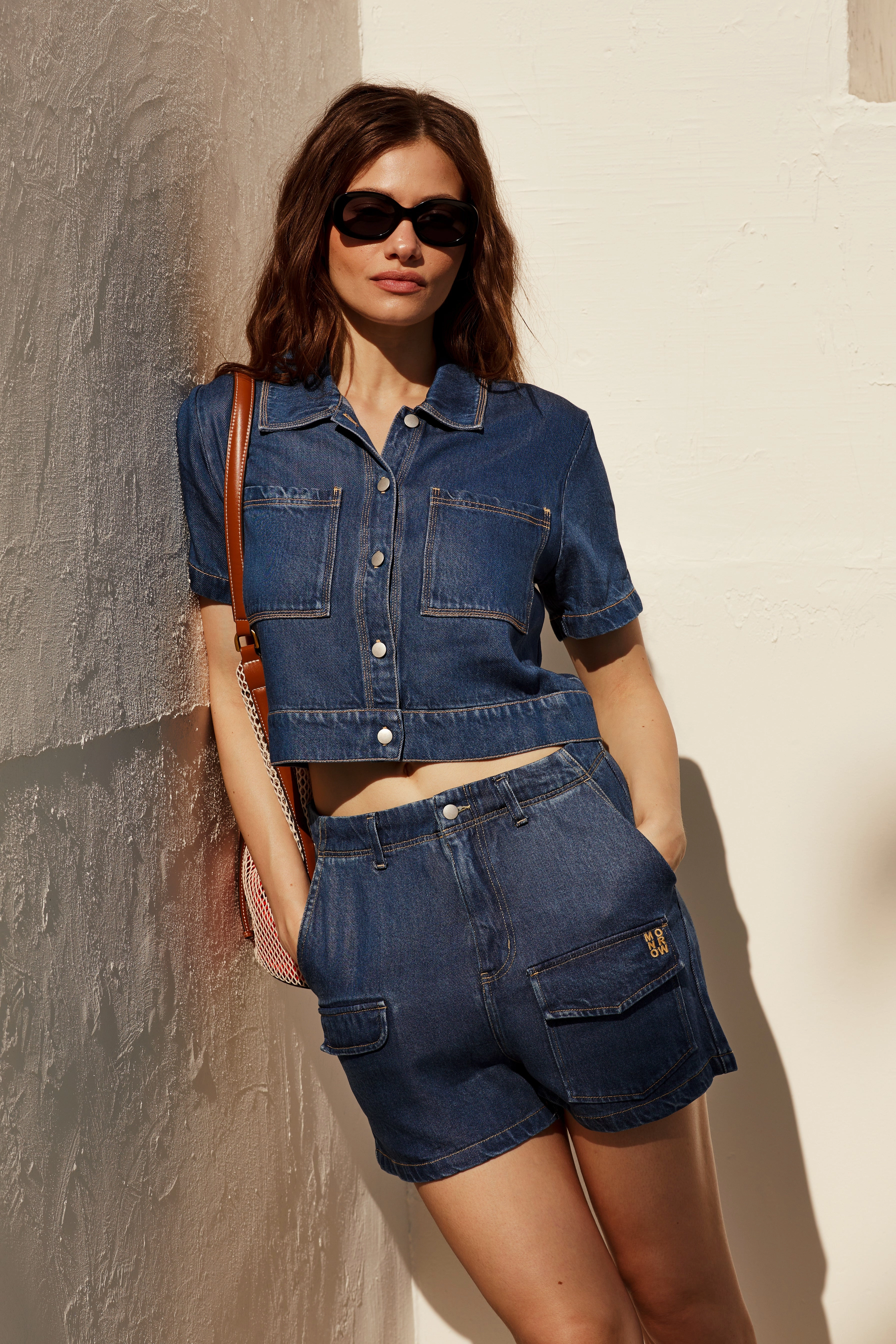 Soft Denim Cargo Short Structured Chic Fit
