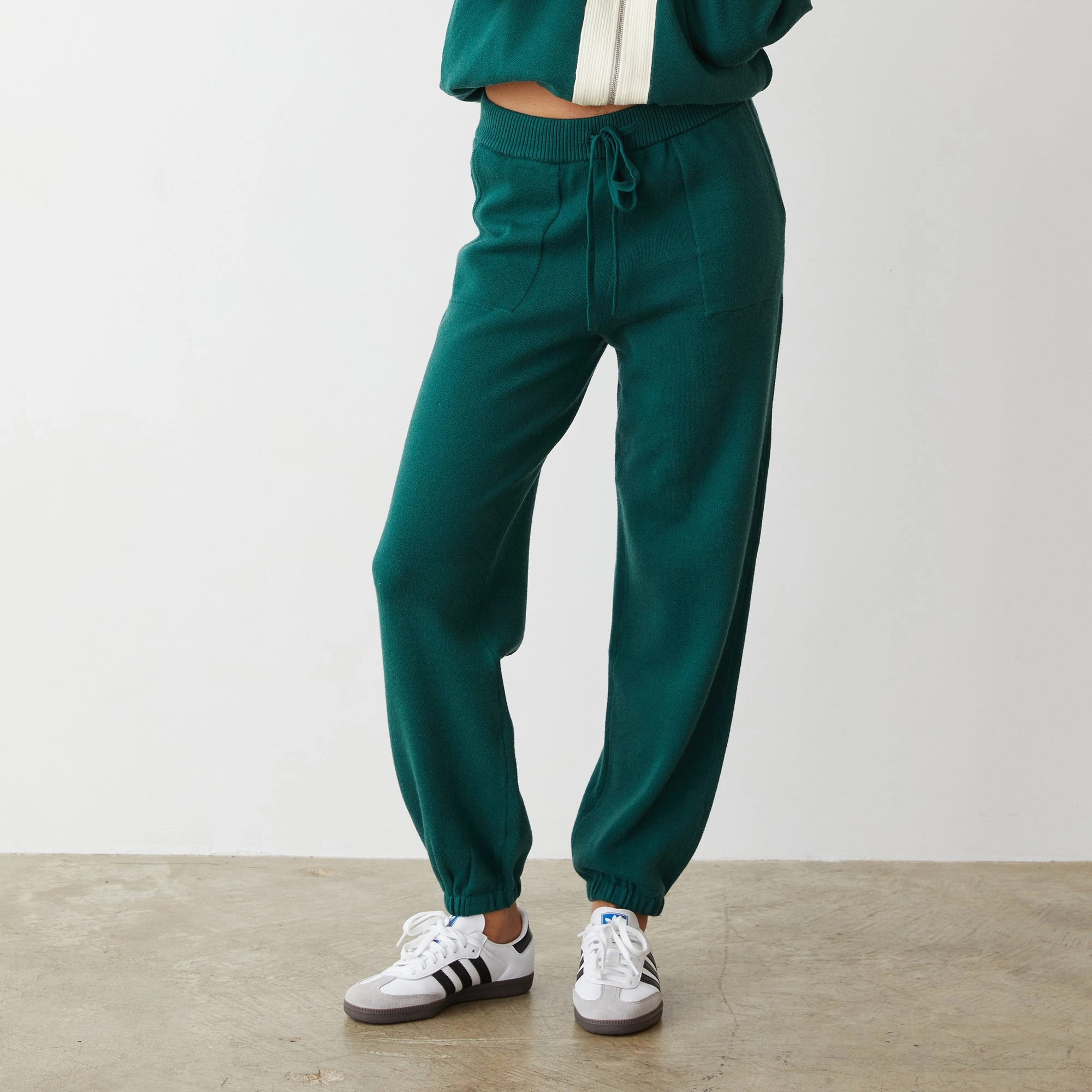 Soft Knit Oversized Vintage Sweat Functional Design