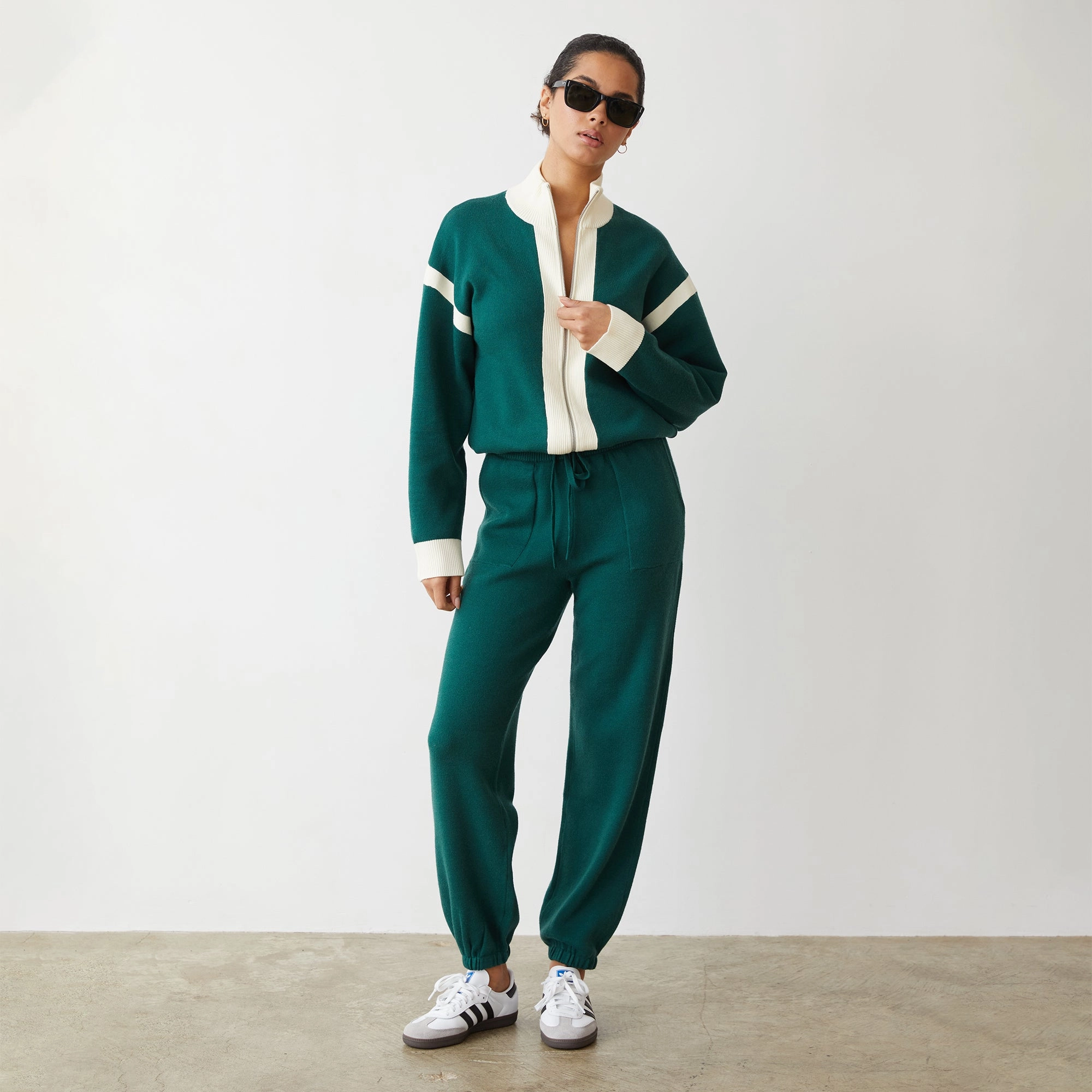 Soft Knit Oversized Vintage Sweat Functional Design