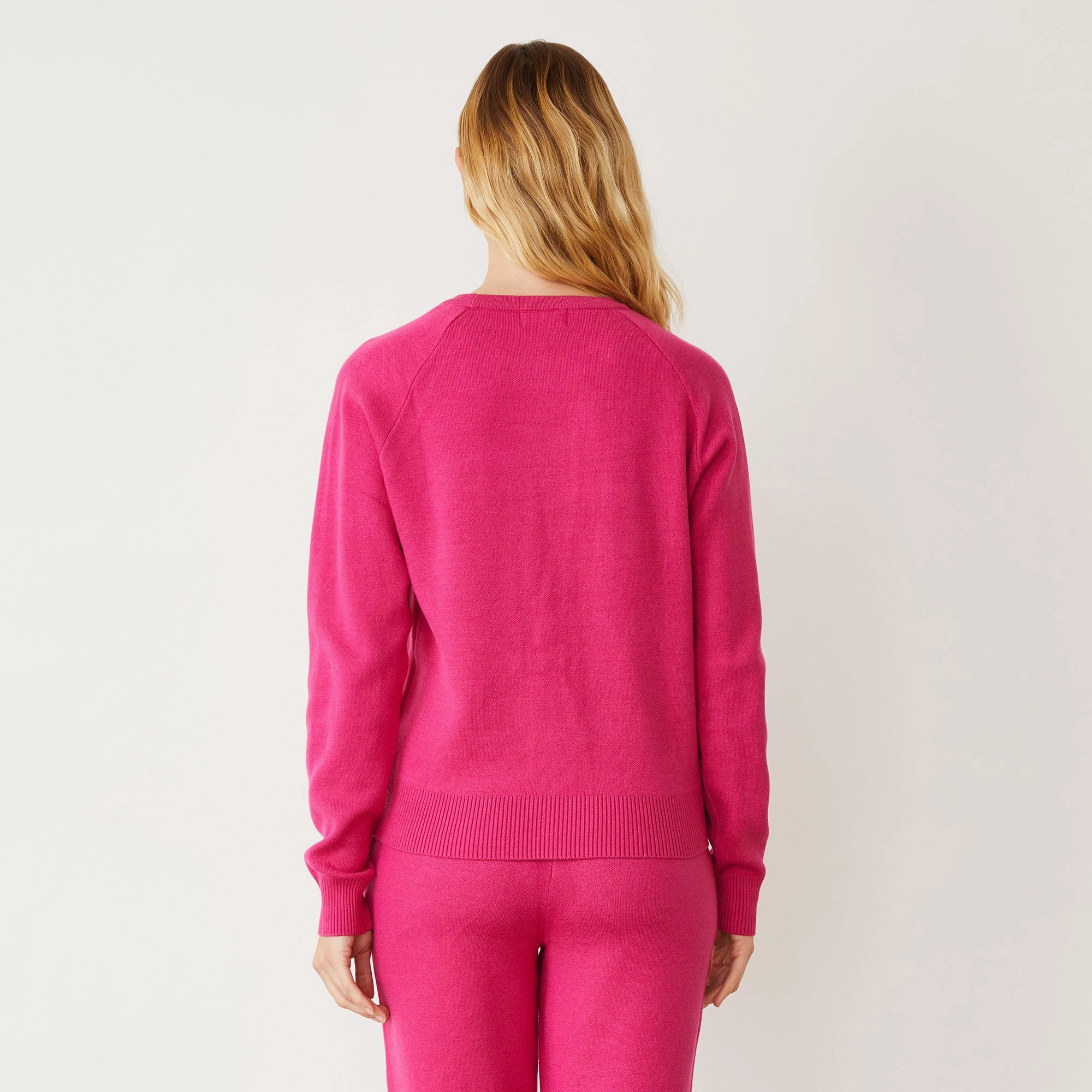 Soft Knit Raglan Sweater Professional Chic Fit