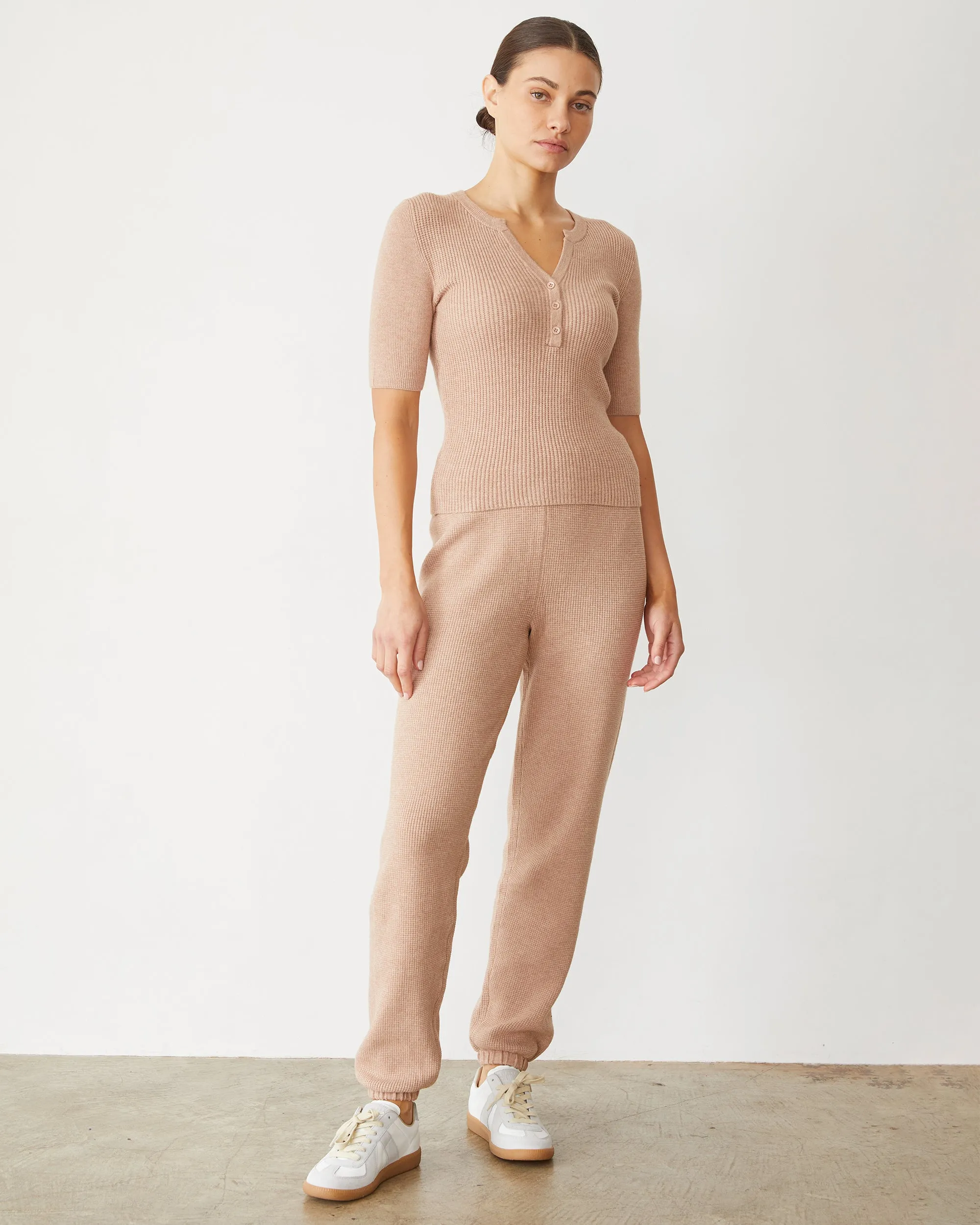 Softknit Rib Waffle Henley Slim Outfit