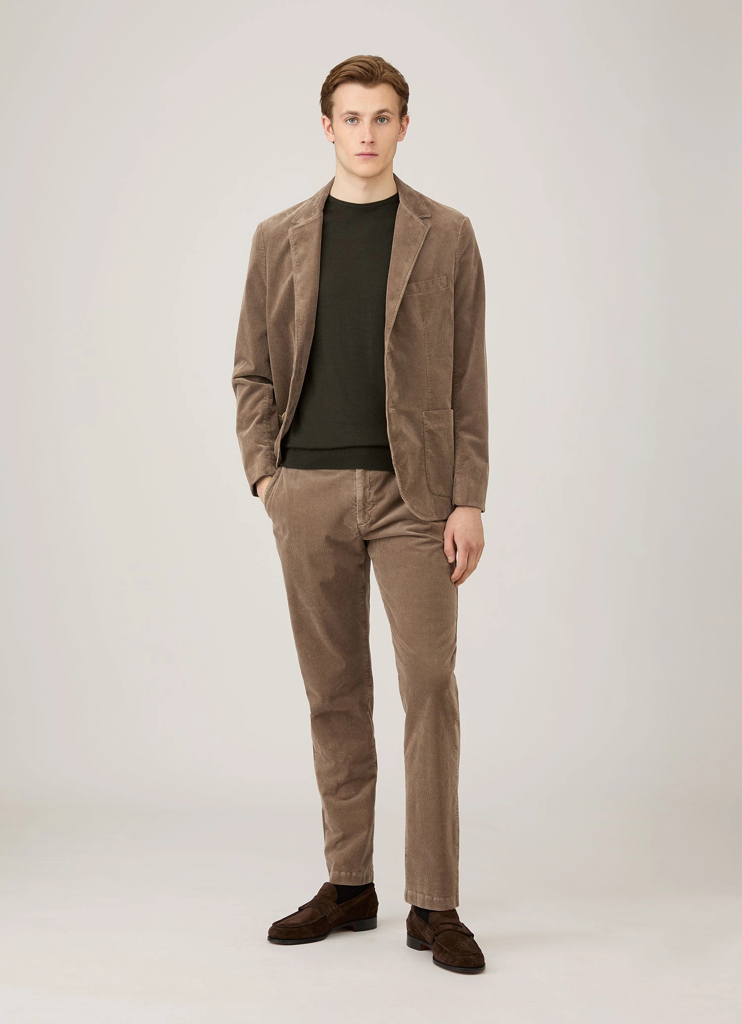 Solid Color Versatile Men's Extra-Fine Merino Crew Neck in Dark Green