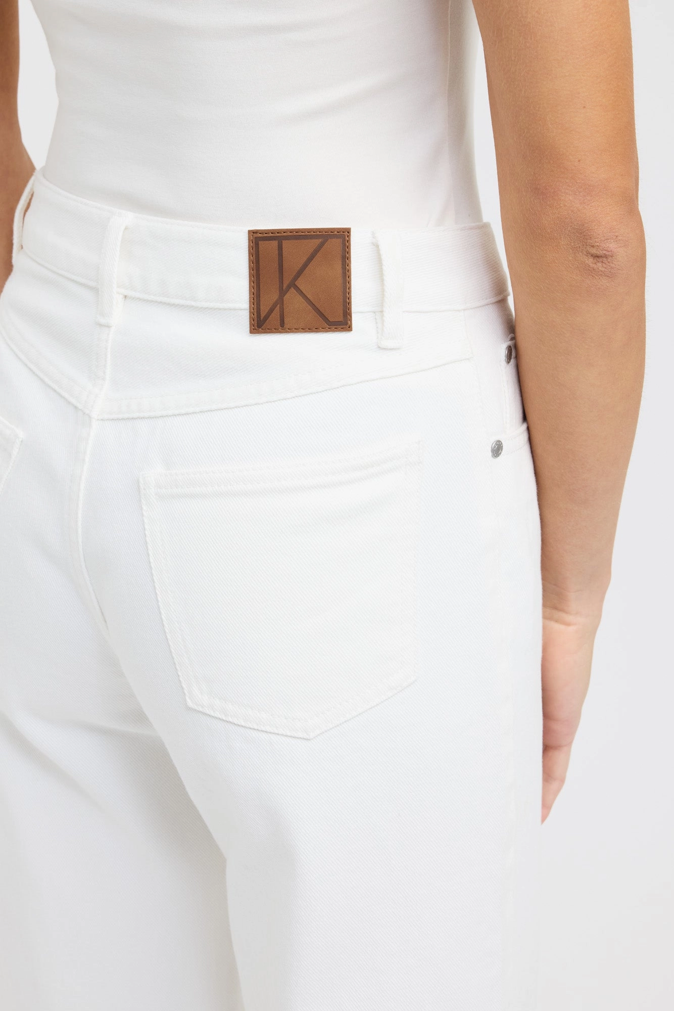 Sporty Edge Kai Straight Leg Jean