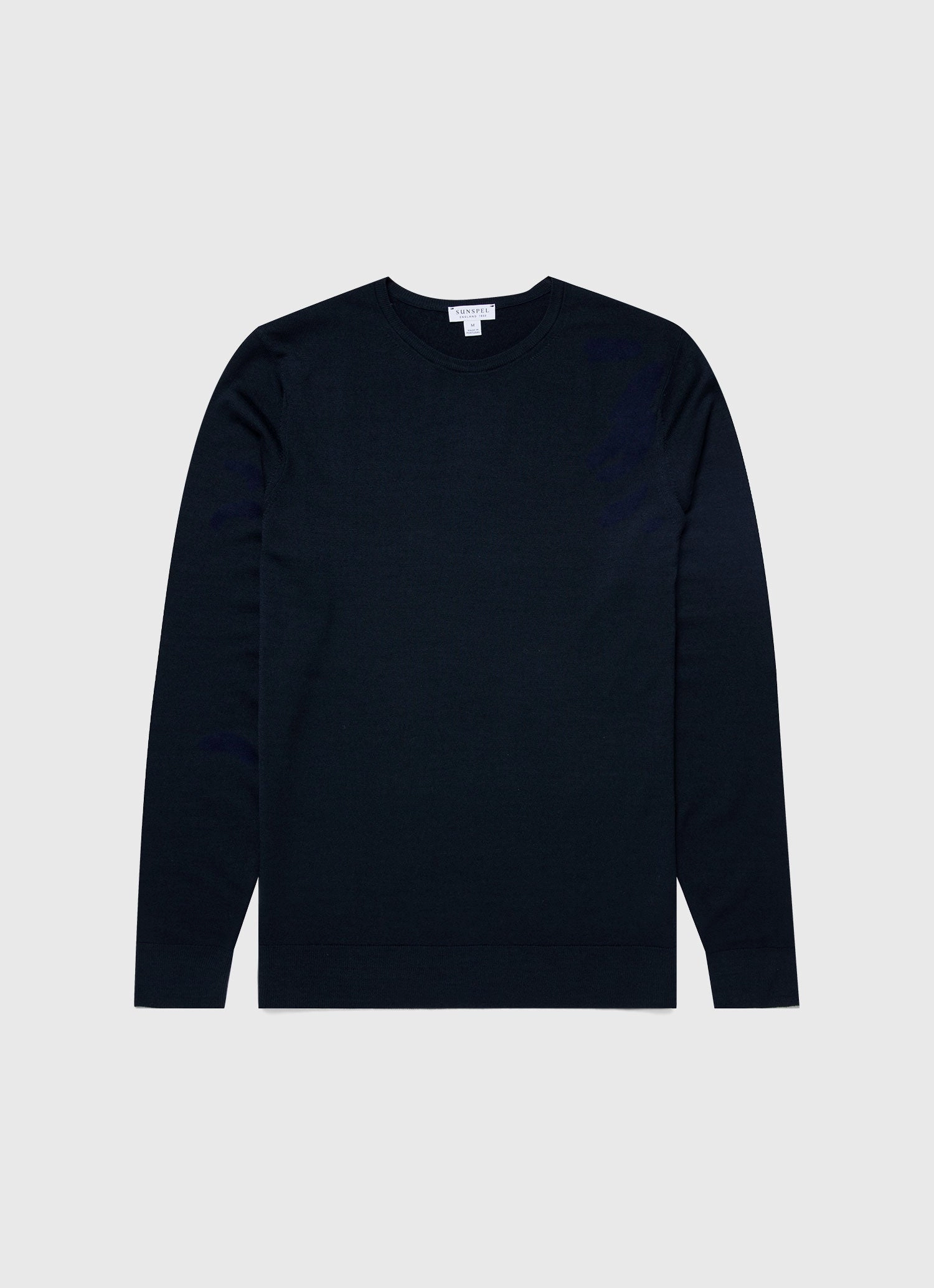 Men's Extra-Fine Merino Crew Neck in Light Navy Versatile textured top Timeless knitted jumper