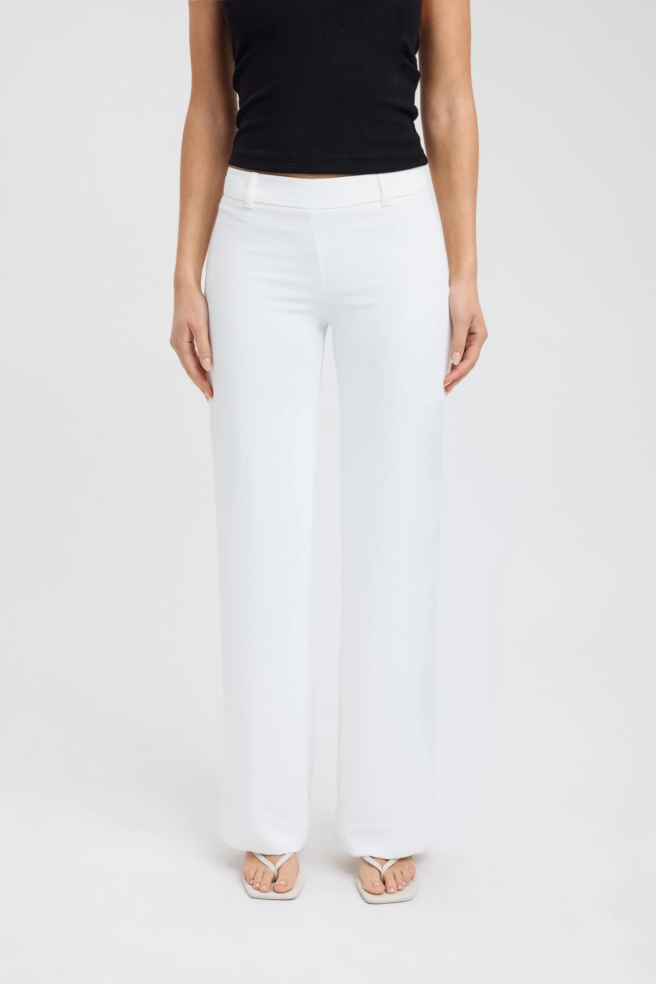 Straight Leg Oyster Core Low Rise Pant