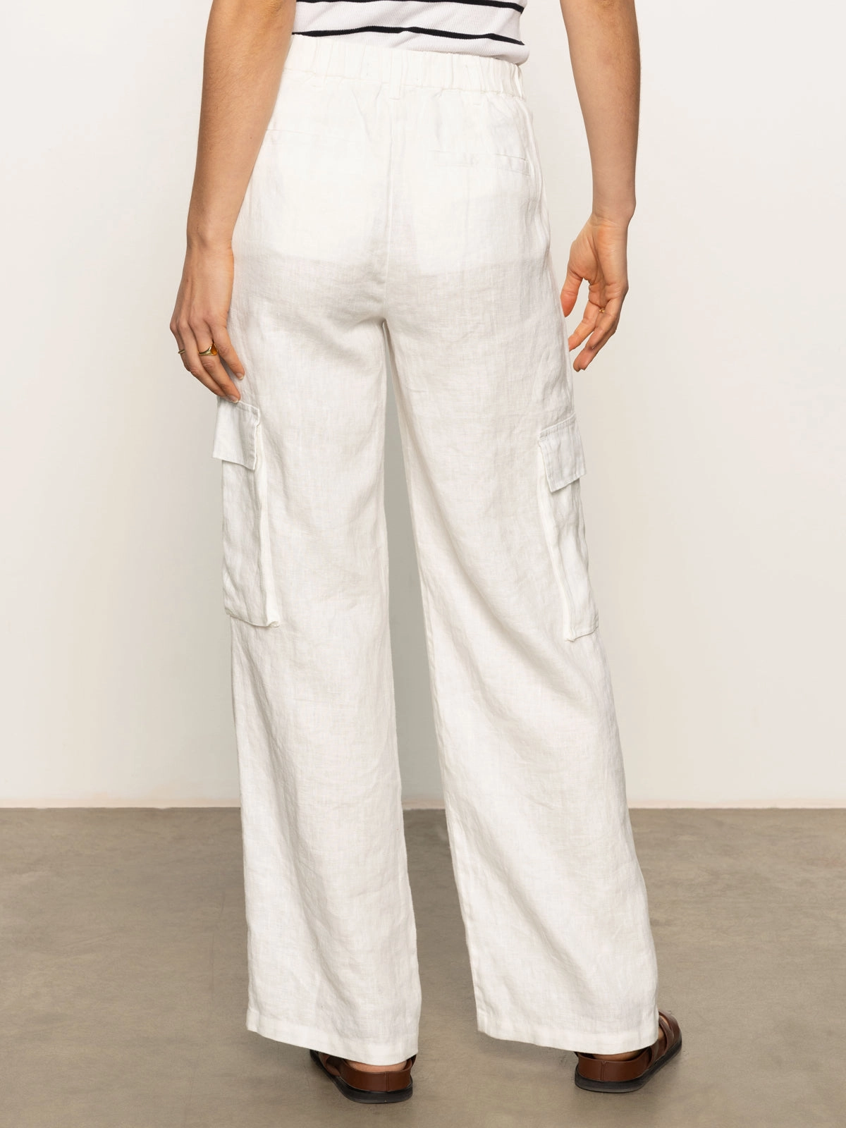 Stylish Cut Hopper Semi High Rise Cargo Pant Bleached White