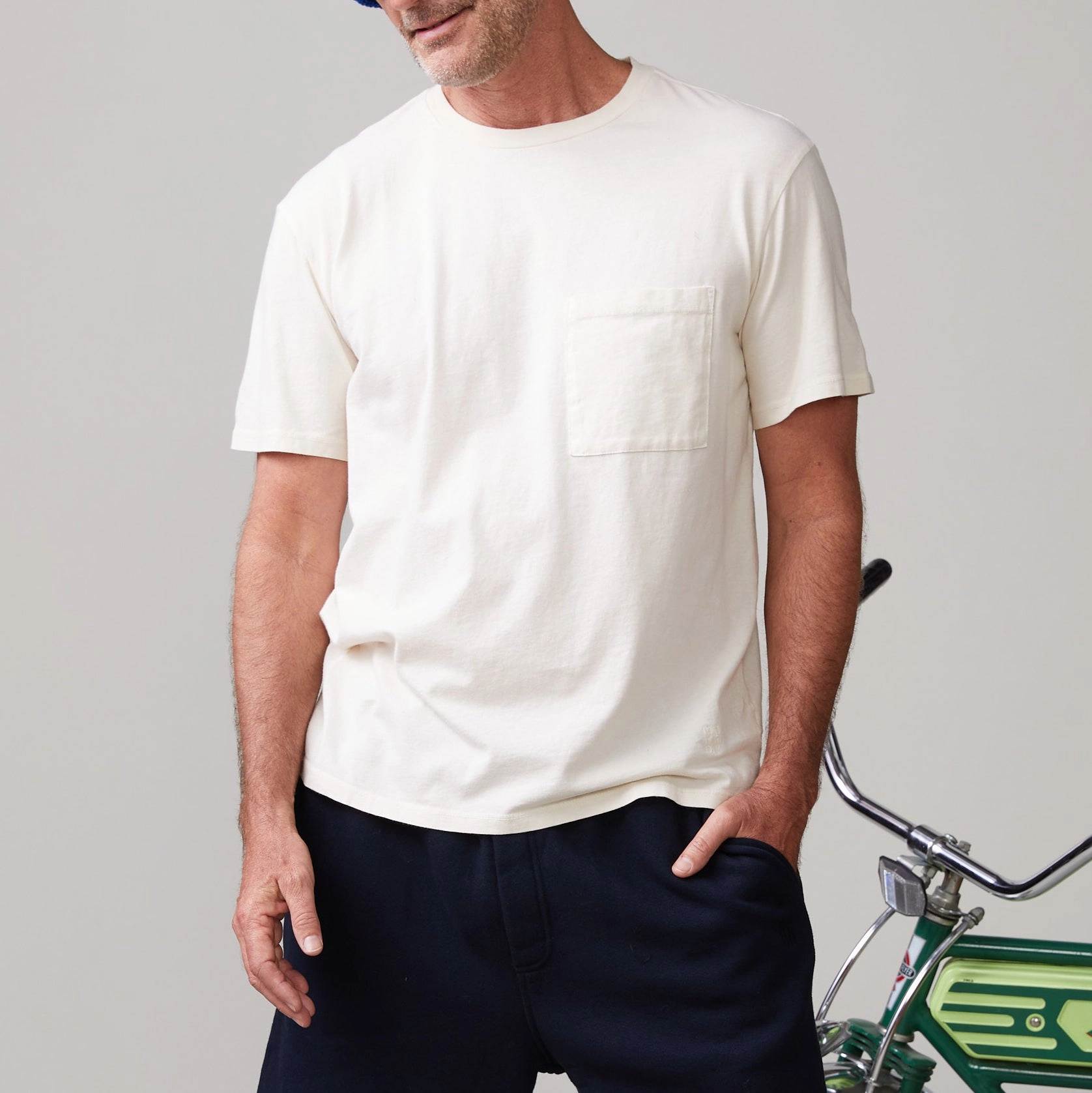 Stylish Detail Relaxed Pocket Crew