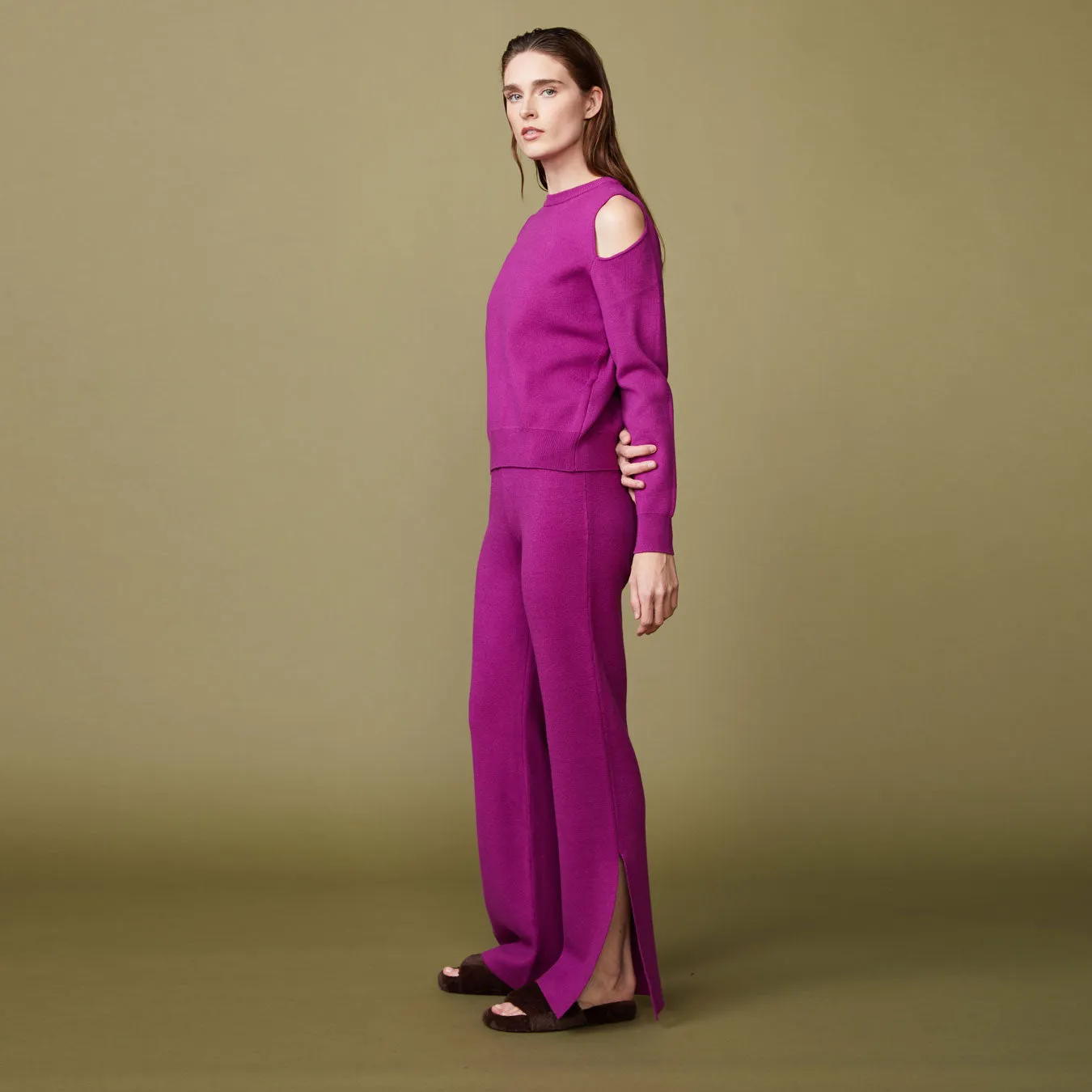 Supersoft Sweater Knit Cut Out Sweatshirt Versatile Cut