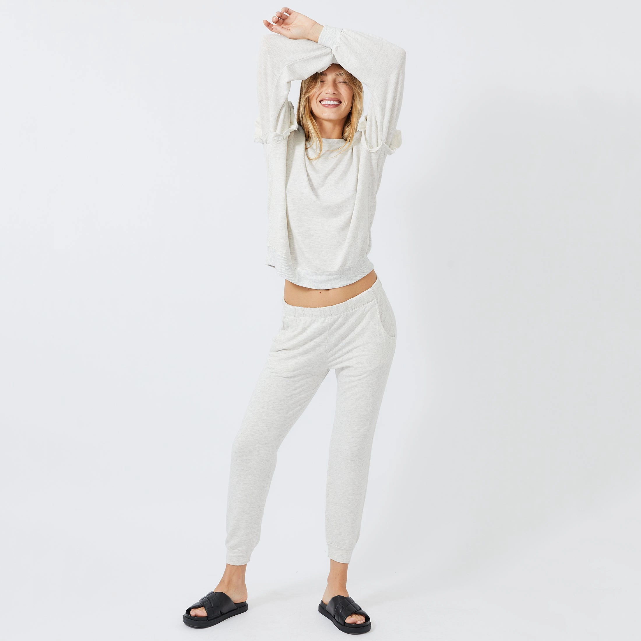 Supersoft Jogger Beach Looks