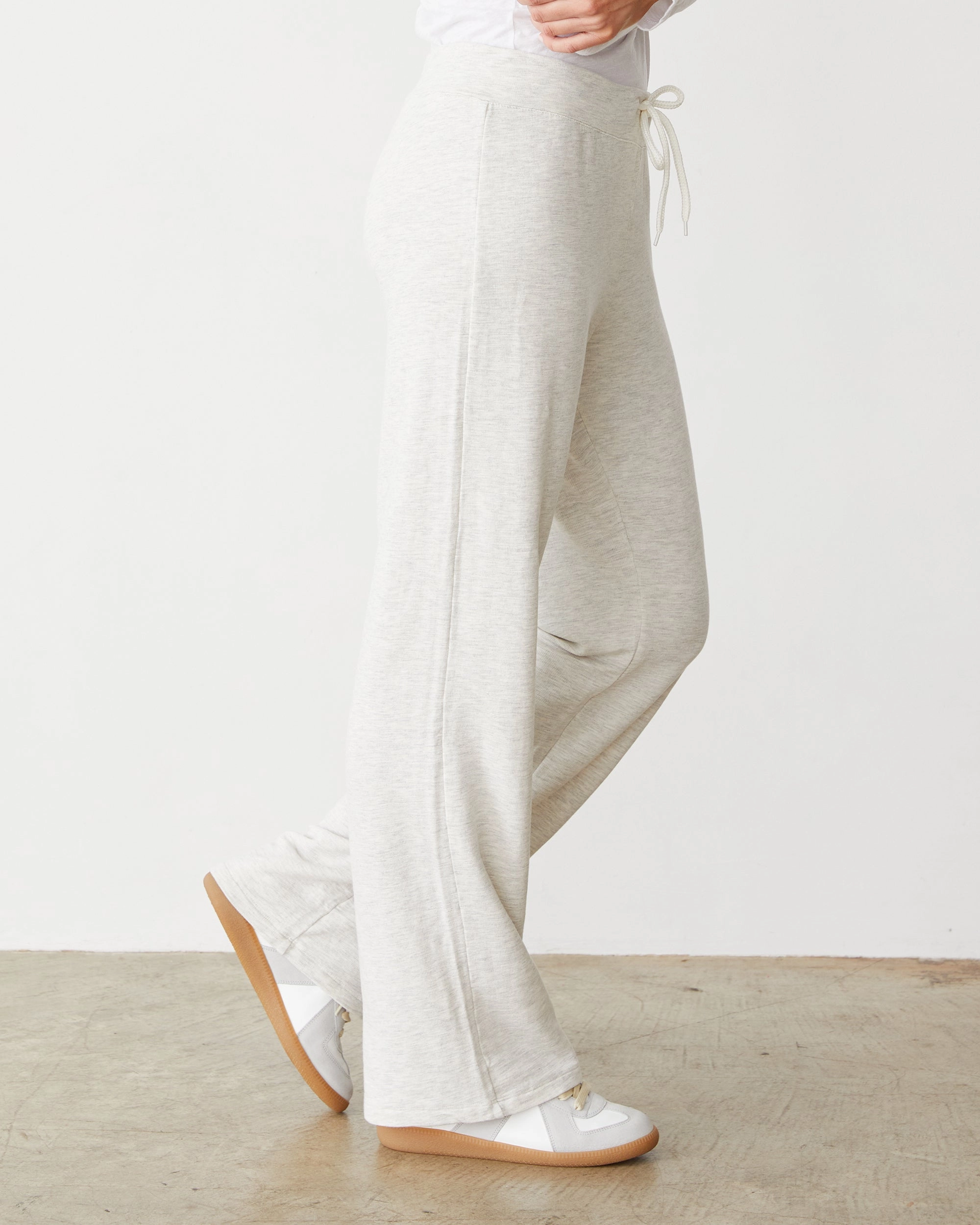 Supersoft Straight Leg Vintage Sweat Sun-Ready Looks