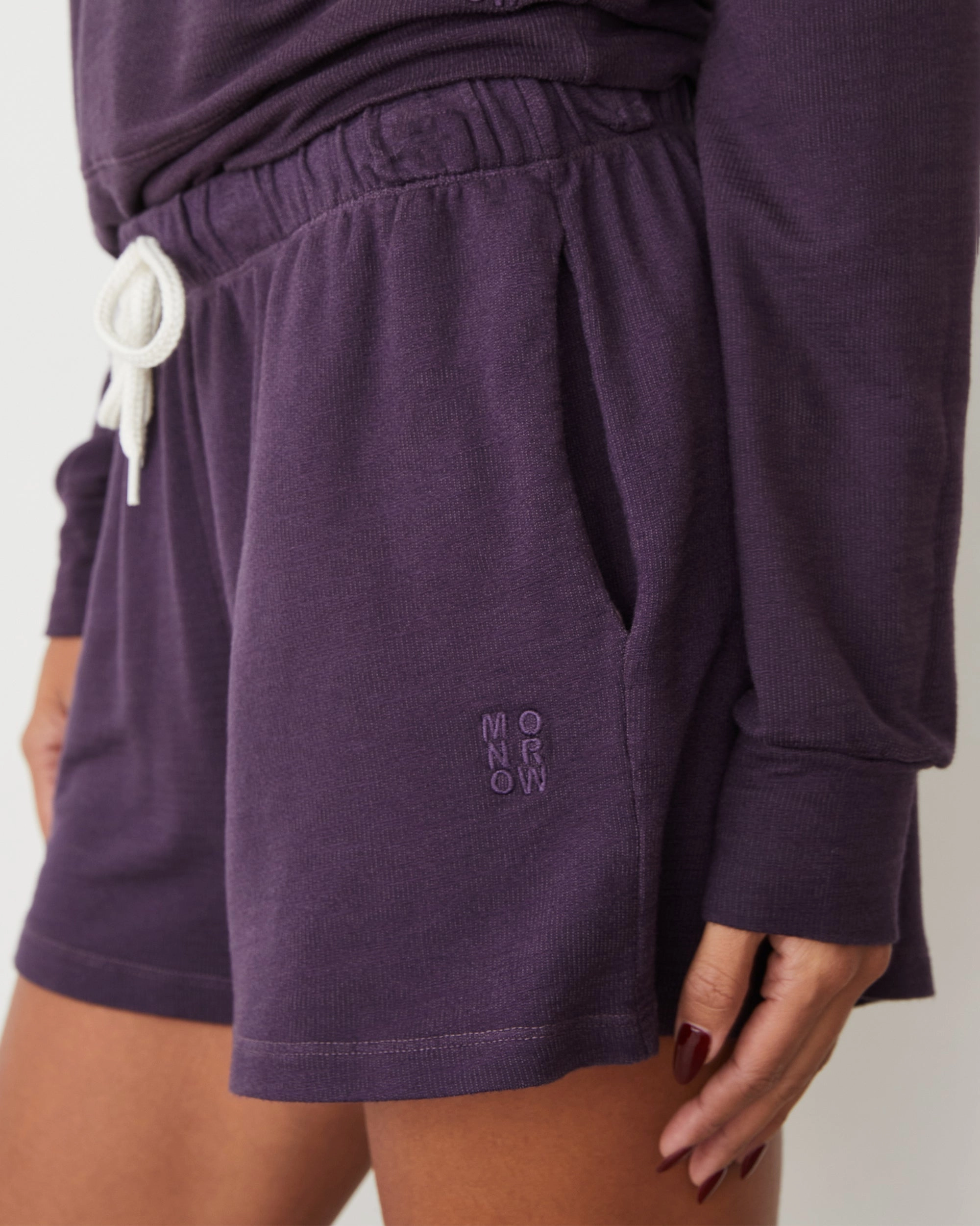 Supersoft Ultimate Short Light Fit