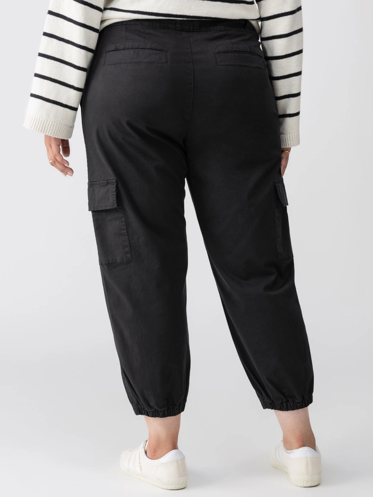 Take Over Jogger Mid-Rise Pant Black Extended Sizing Relaxed Comfort