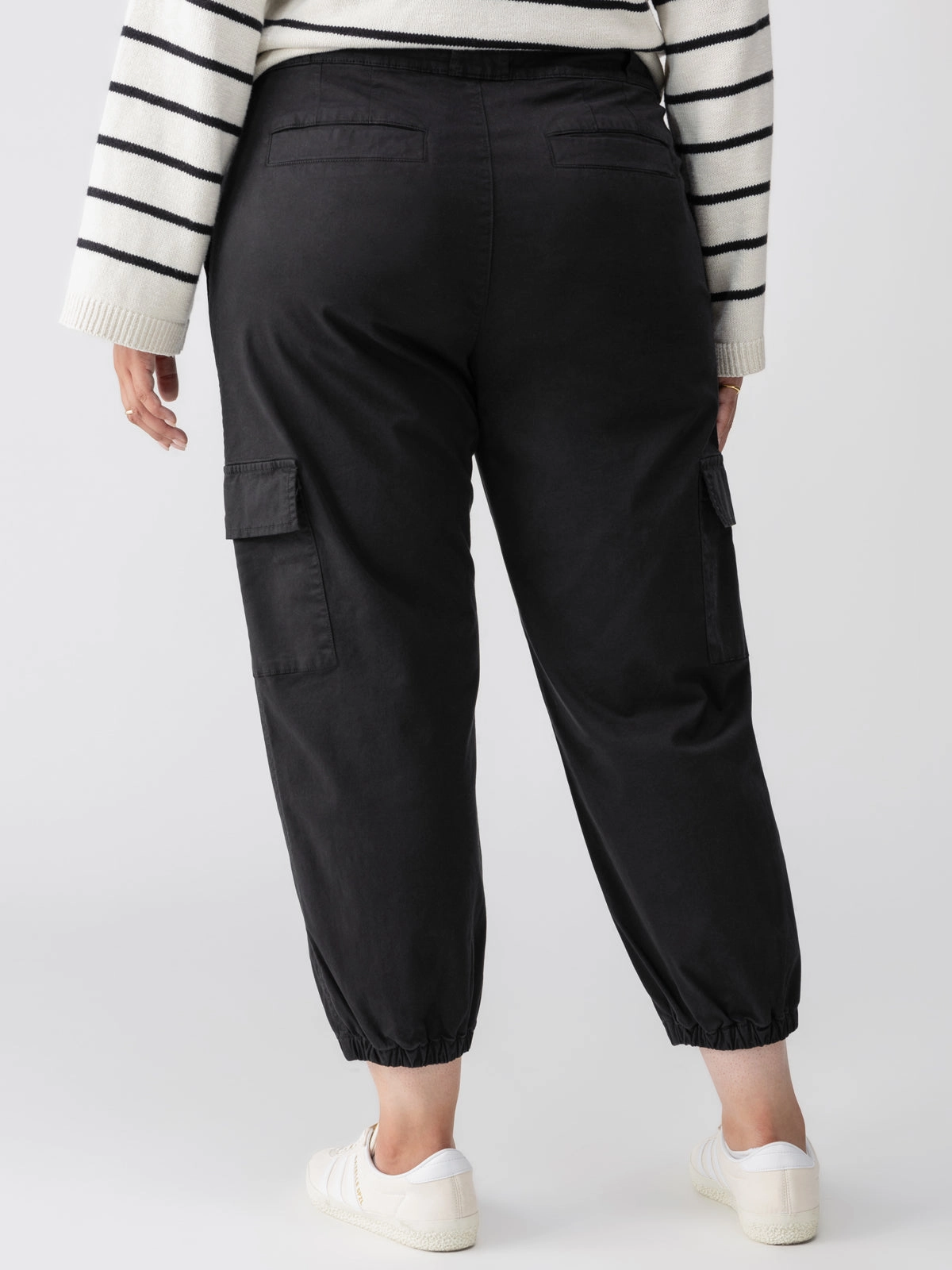 Take Over Jogger Mid-Rise Pant Black Extended Sizing Relaxed Comfort