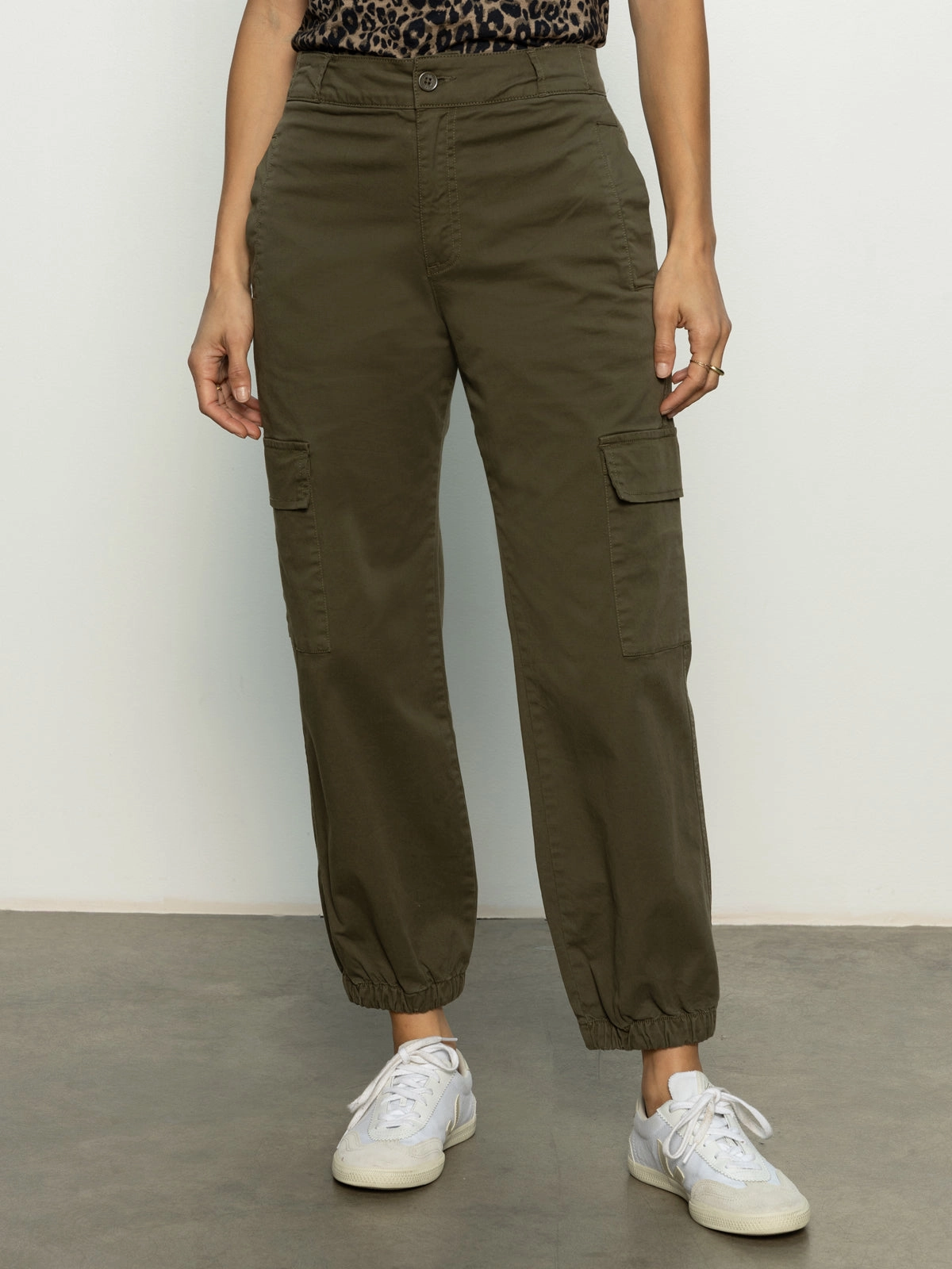 Premium Stretch long pants Take Over Jogger Mid-Rise Pant Kalamata