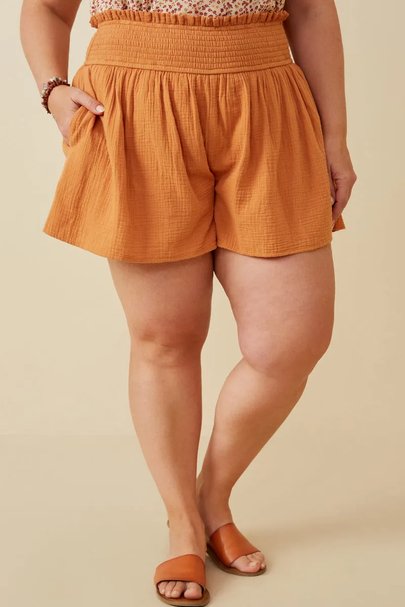 Textured Smocked Short Functional Look Soft Touch