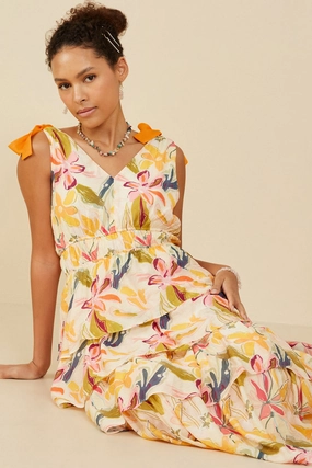 Urban Aesthetic Textured Tiered Floral V Neck Dress