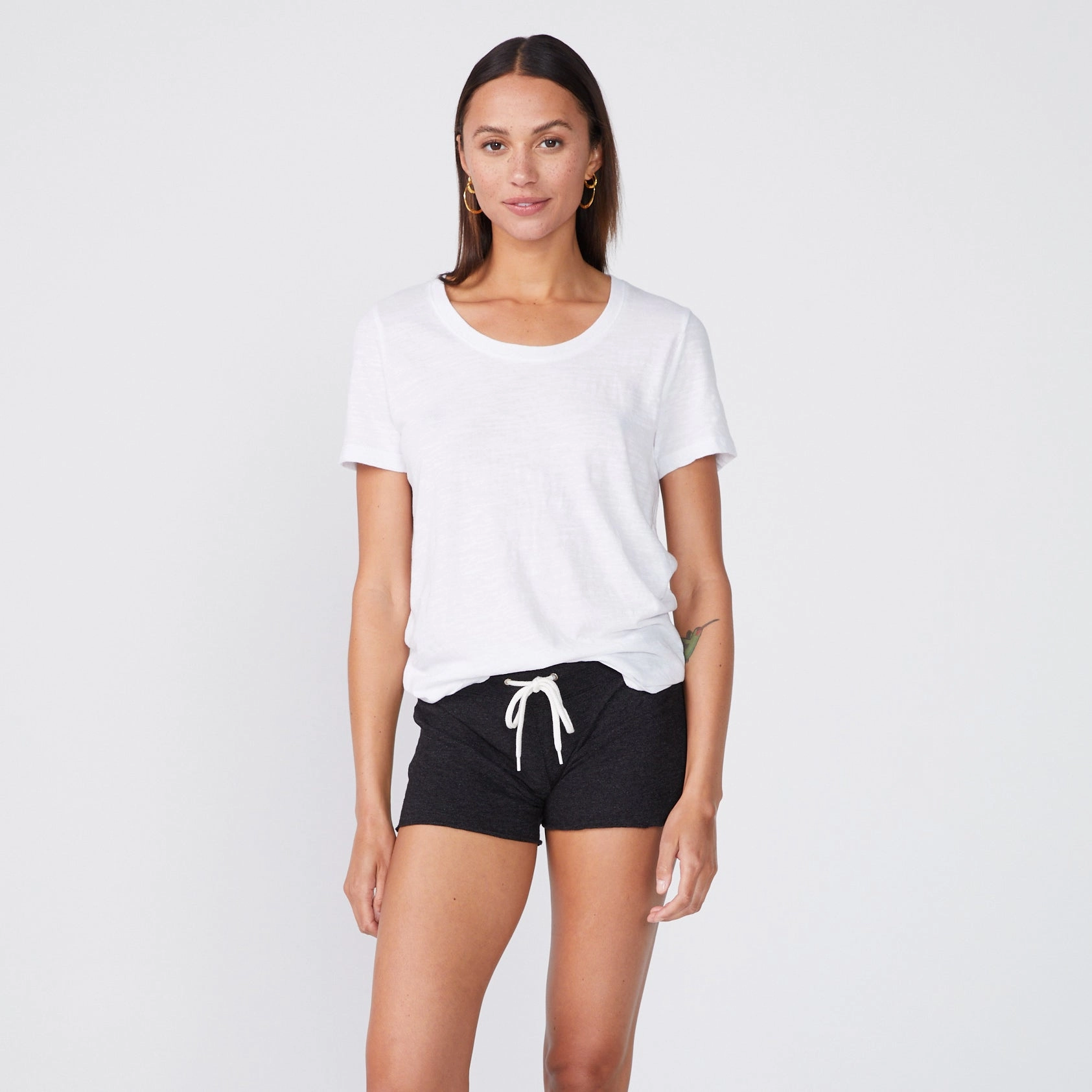 Lightweight summer top Everyday Trend Look Textured Tri-Blend Relaxed Crew Neck Tee