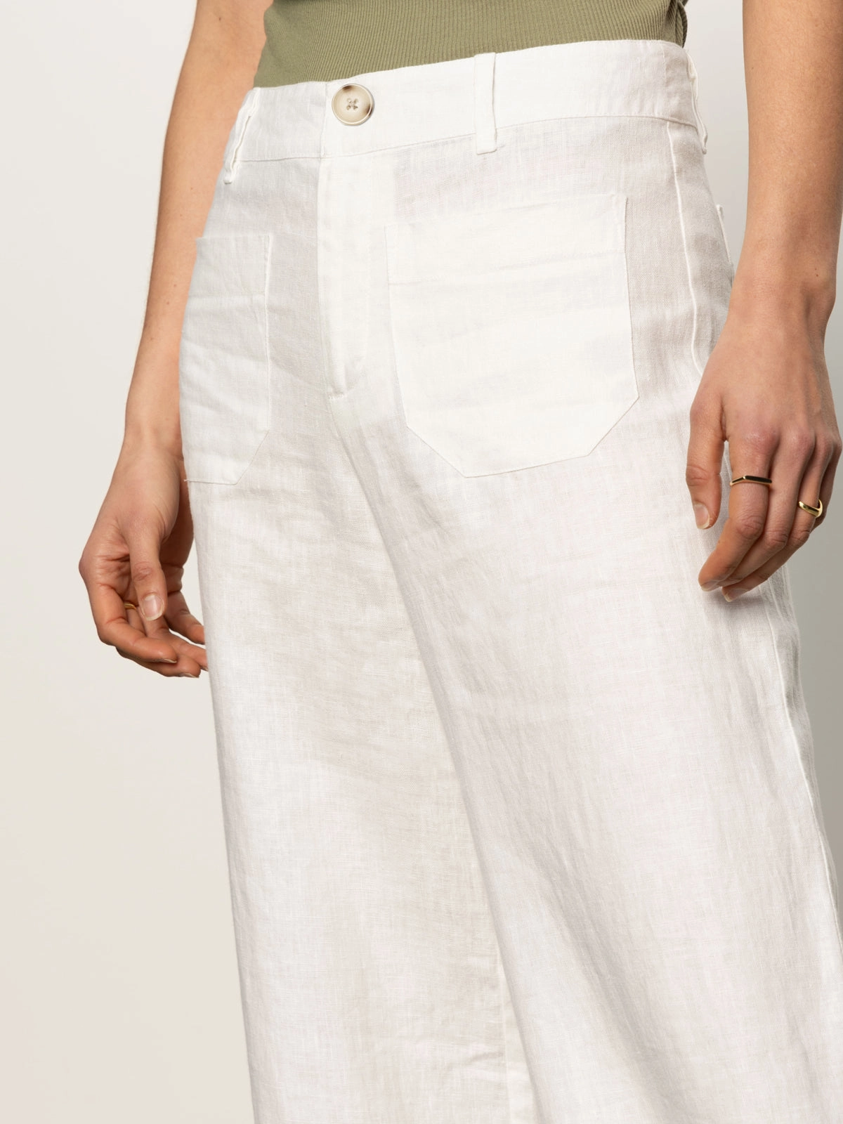 The Linen Marine Wide Leg Semi-High Rise Pant White Modern Design