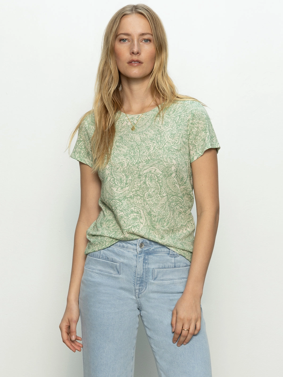 The Perfect Tee Mosaic Feminine Appeal