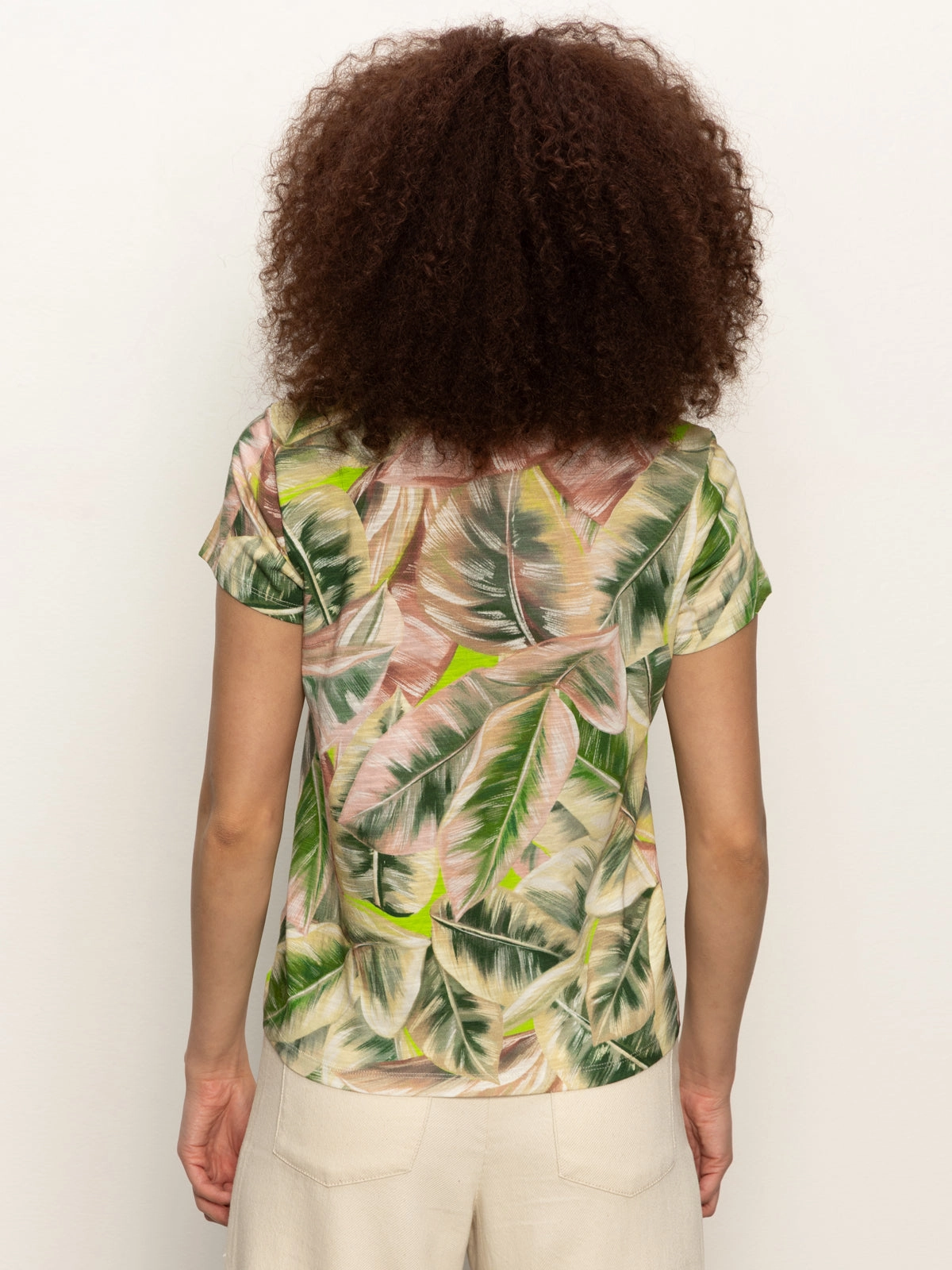 The Perfect Tee Palm Lightweight Material