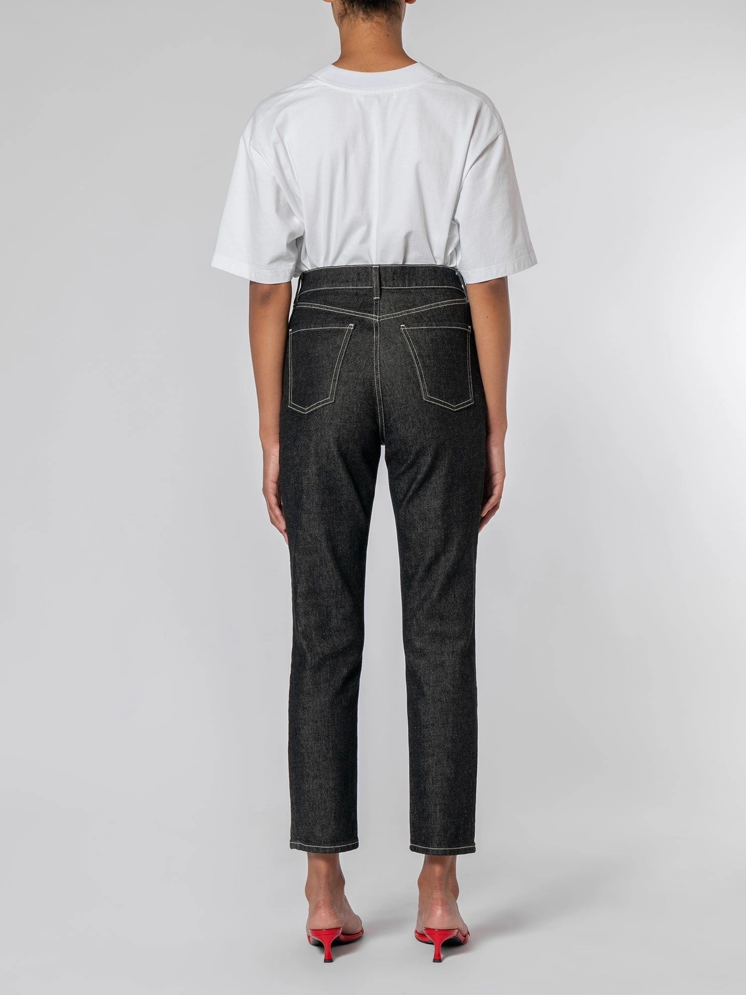 Tidy look Frankie Jean Tar