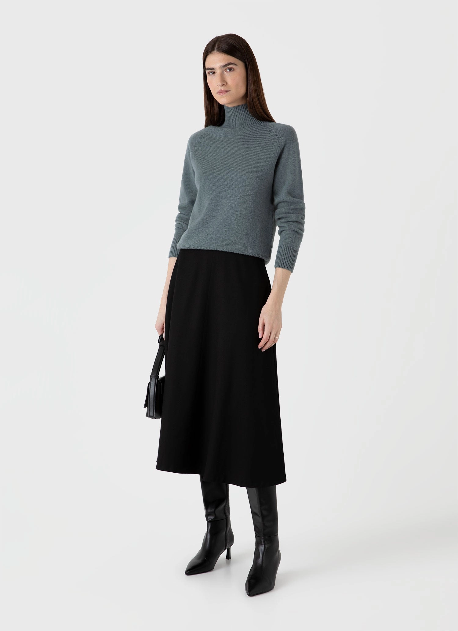 Timeless Design Women's Lambswool Funnel Neck Jumper in Smoke Green