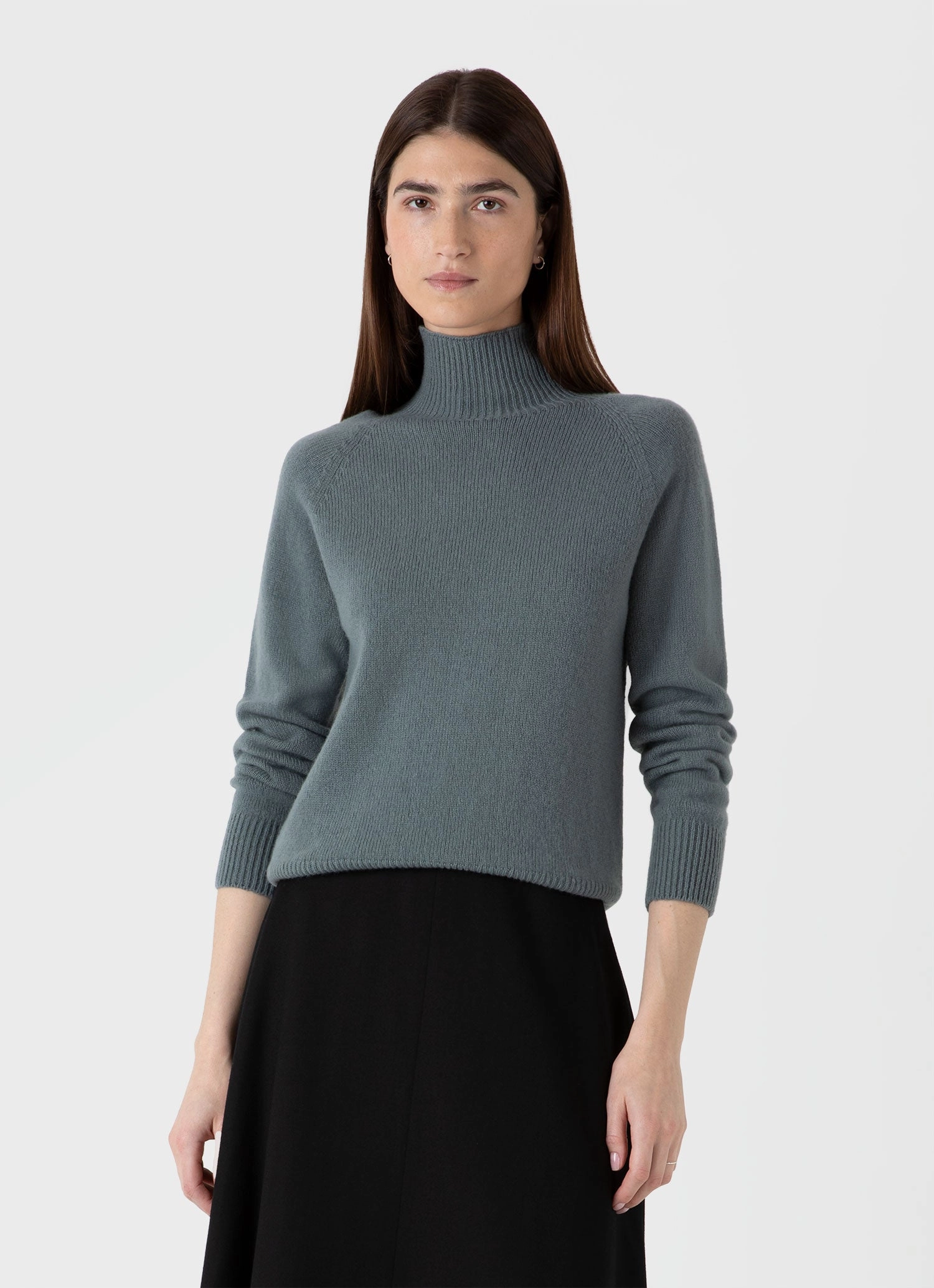 Timeless Design Women's Lambswool Funnel Neck Jumper in Smoke Green