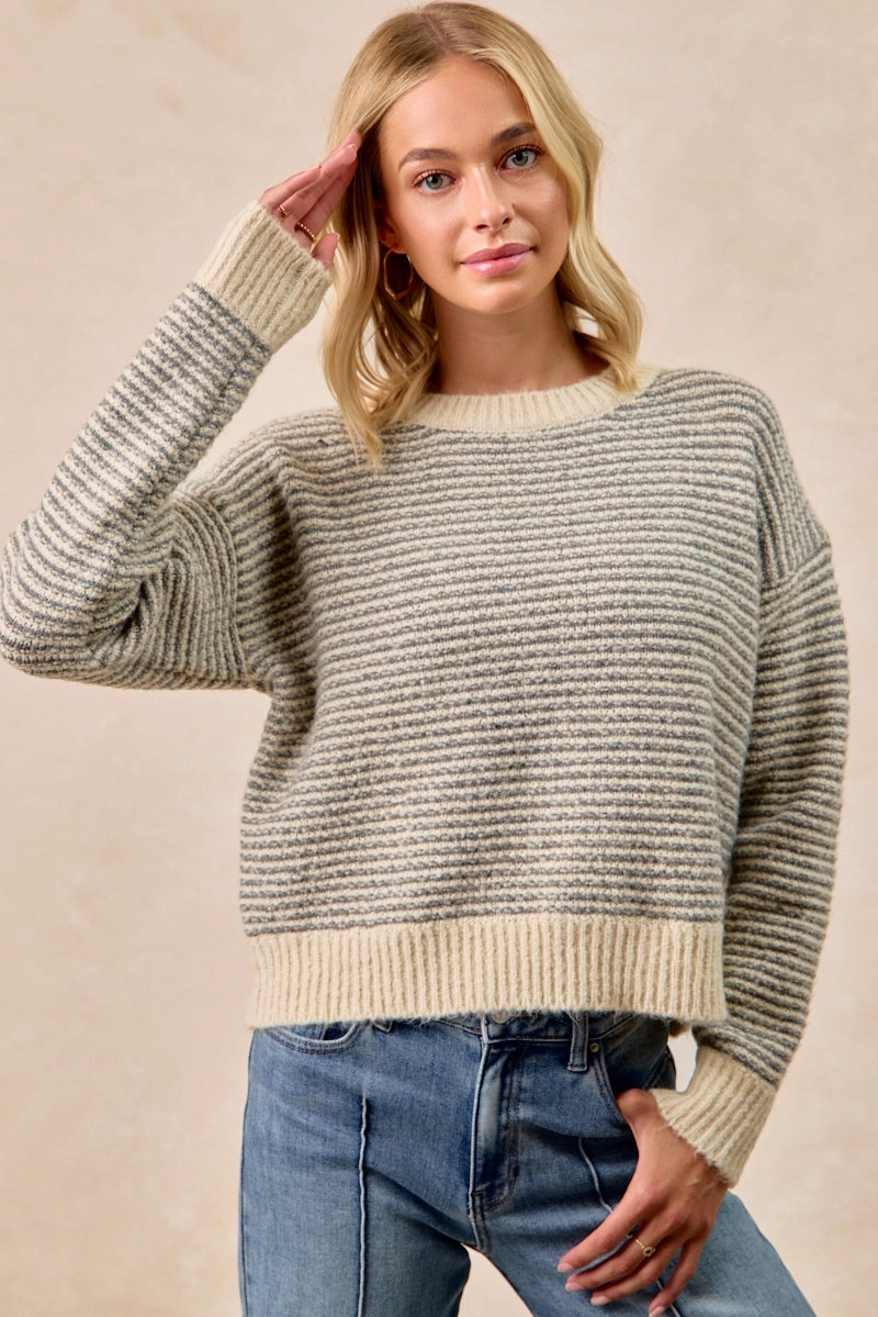 IT4716-01 | TWO TONE STRIPED SWEATER TOP Outdoor Use Cozy Fit
