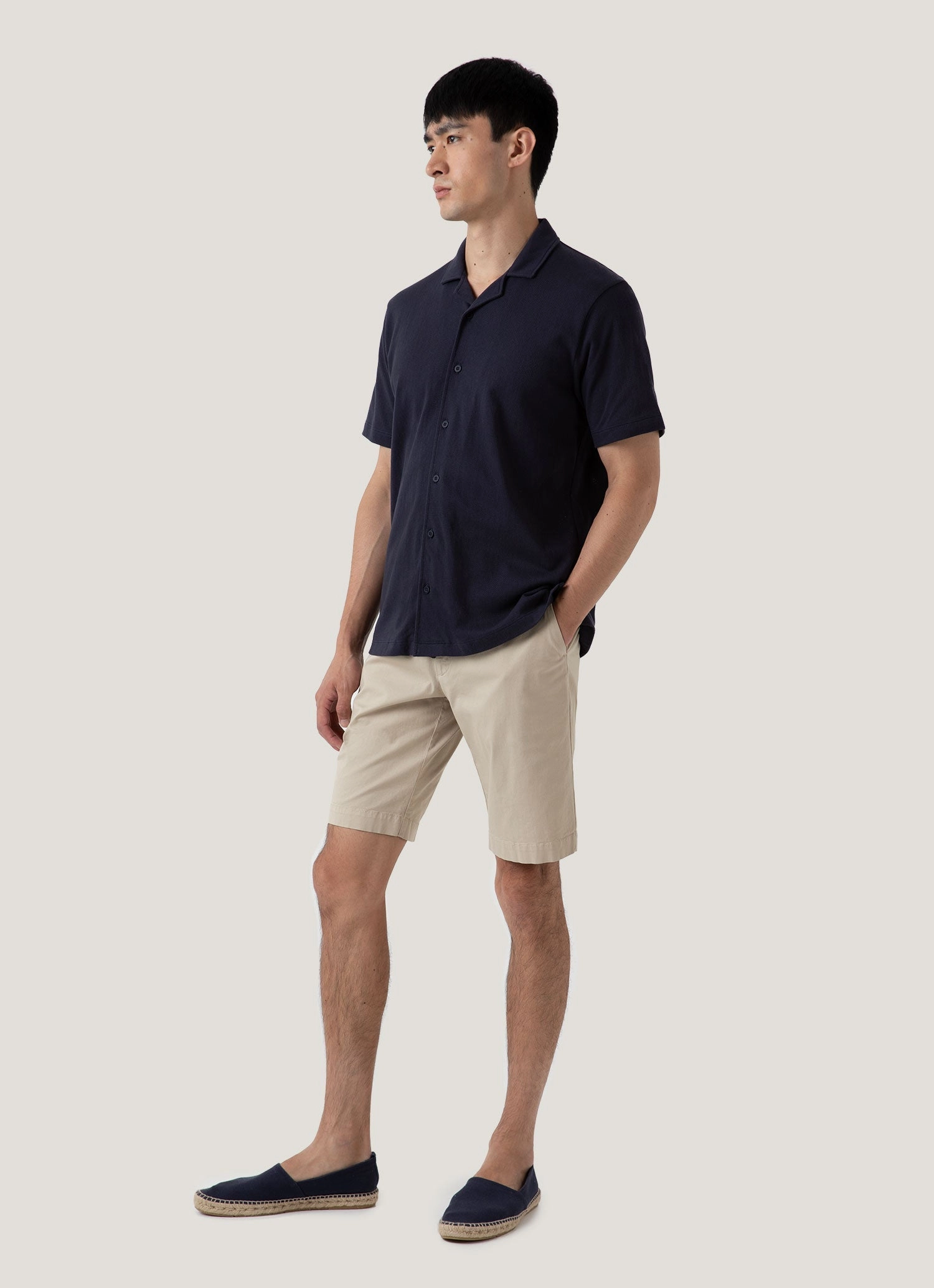 Trendy shorts Men's Stretch Cotton Twill Chino Shorts in Light Stone