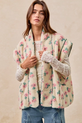 Statement Piece Flared Legs IT3481G-08 | FLORAL PRINT DROP SHOULDER FLEECE VEST WITH POCKETS