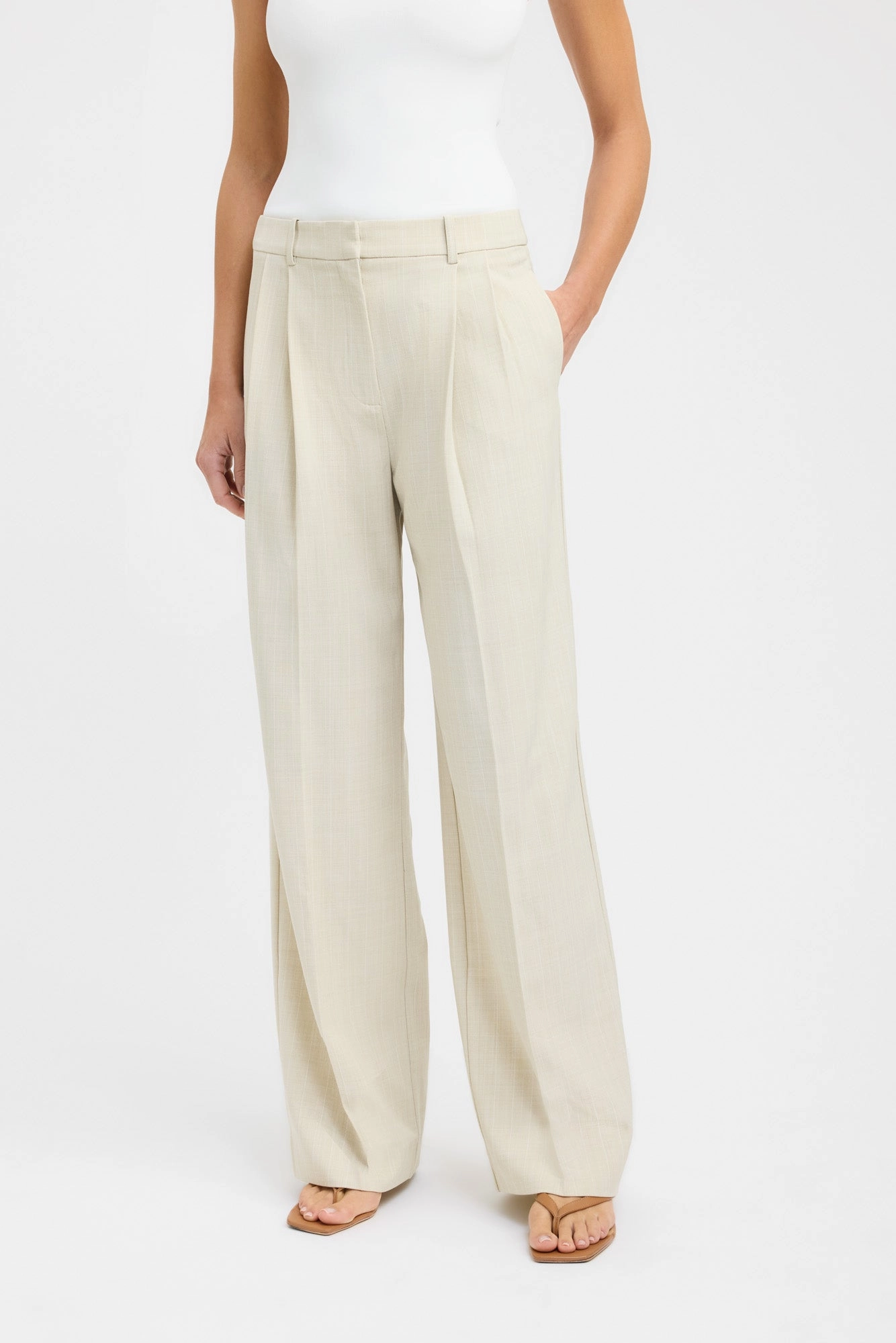 Trendy Waist Nevada Pleated Pant