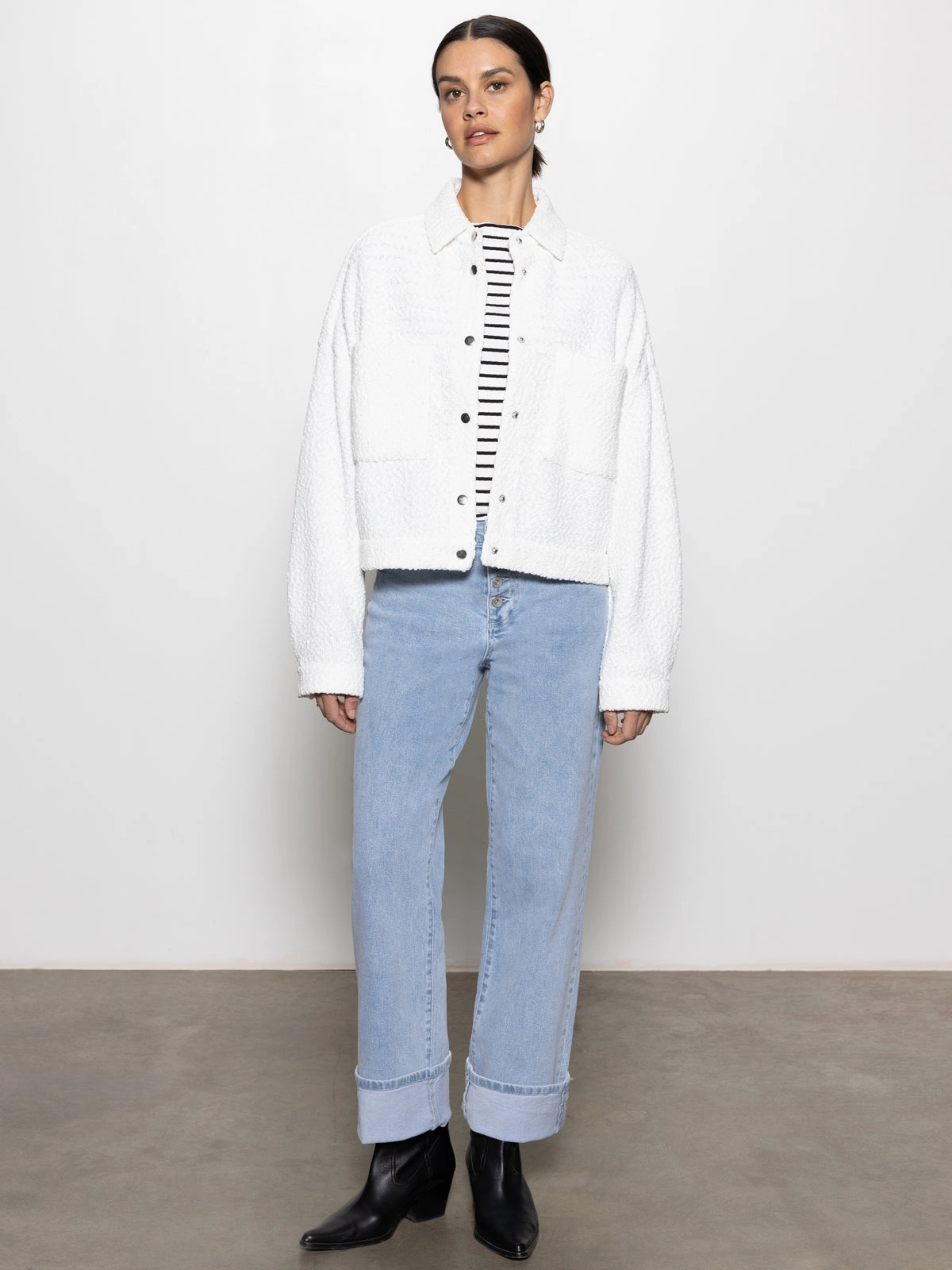 Trimmer Knit Shacket Chalk Functional Look