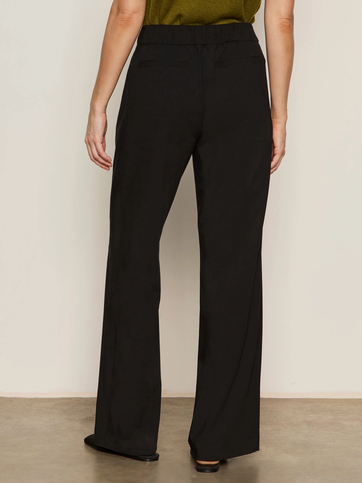 Unique Modern Gab Trouser Black