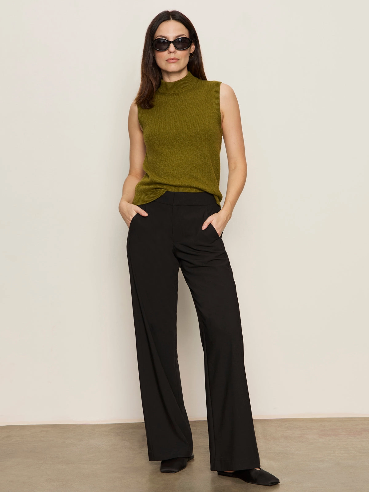 Unique Modern Gab Trouser Black