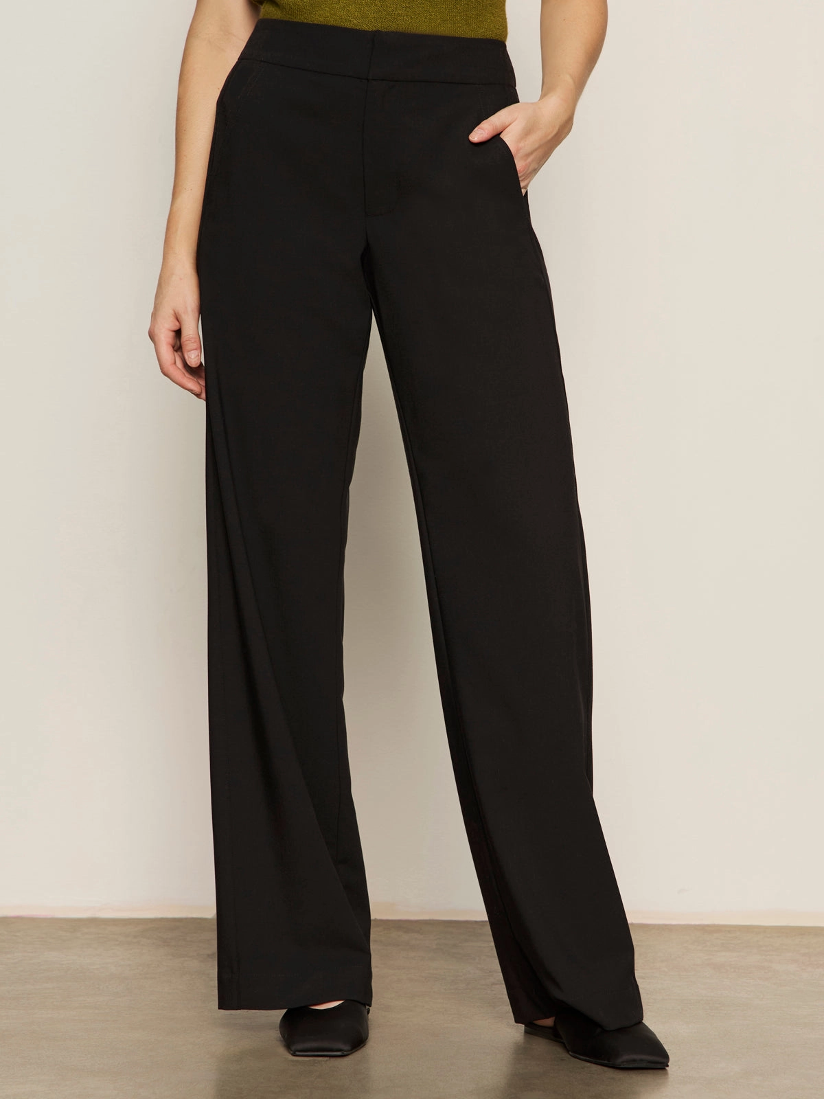 Fashion Forward Modern Gab Trouser Black