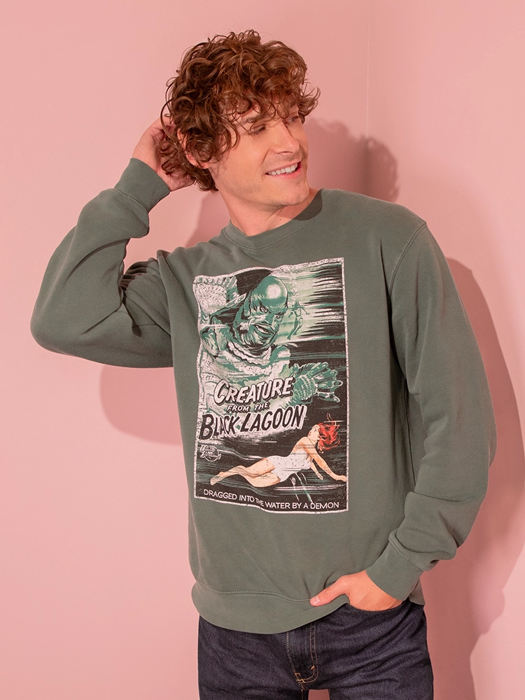 Universal Monsters: Creature from the Black Lagoon Movie Poster Sweatshirt in Vintage Green (unisex) Versatile Fit