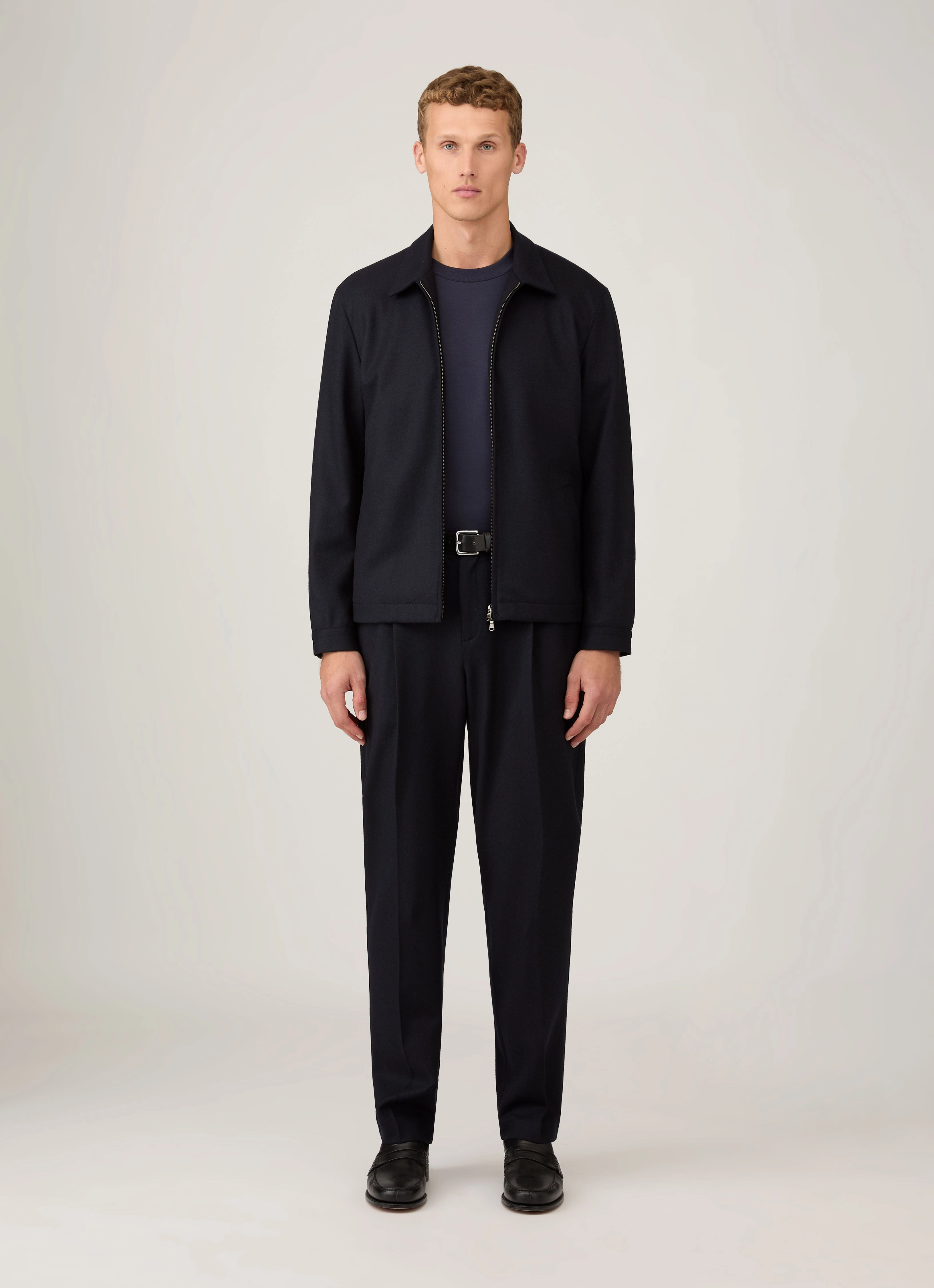 Urban Fit Men's Oversized Heavyweight T-shirt in Navy