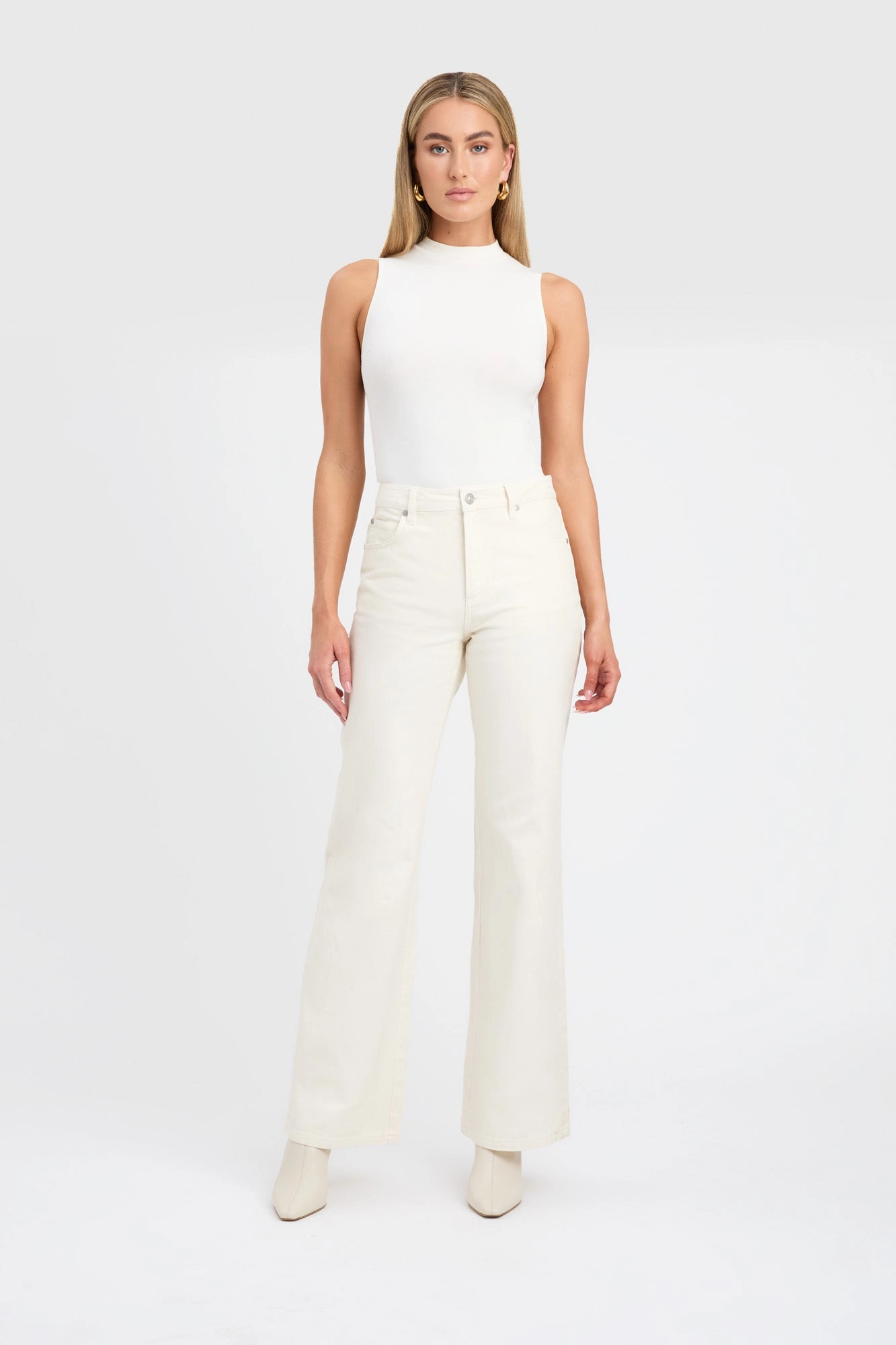 Urban Shape Ezra Jean