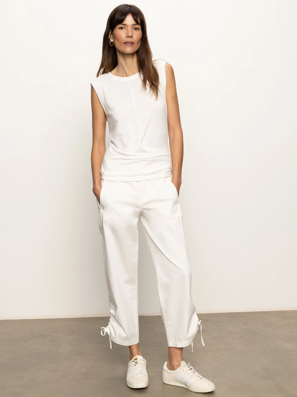 Utility High Rise Capri Pant Bleached White All-Day Stretch