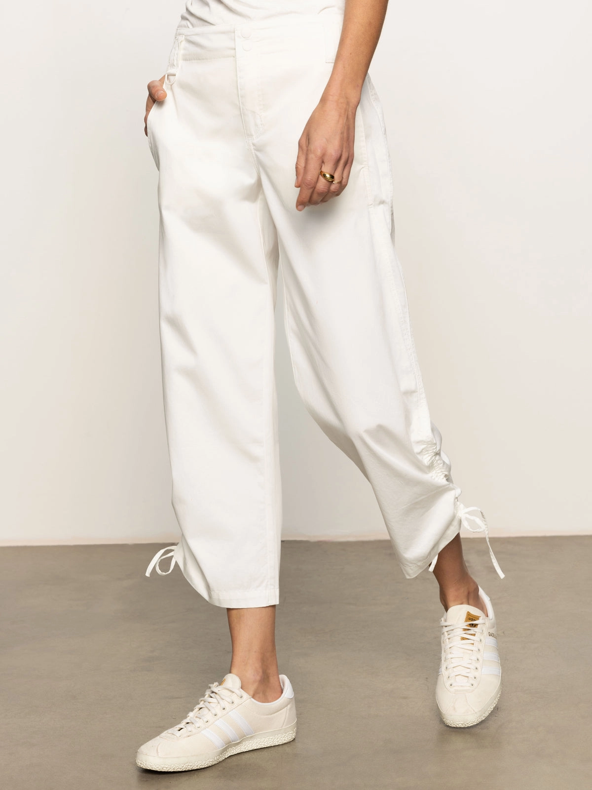 Stylish Fit Utility High Rise Capri Pant Bleached White