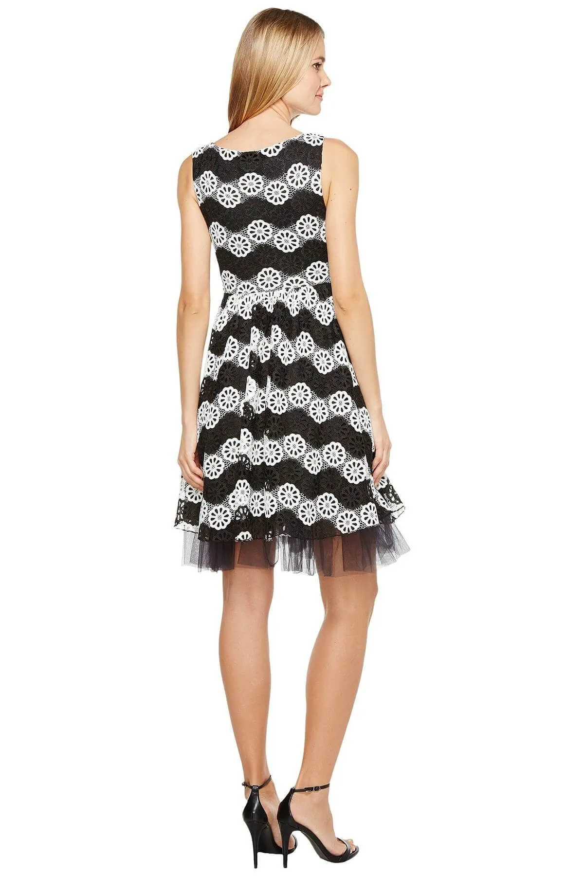 Valeria Dress - B&W Popular Garment