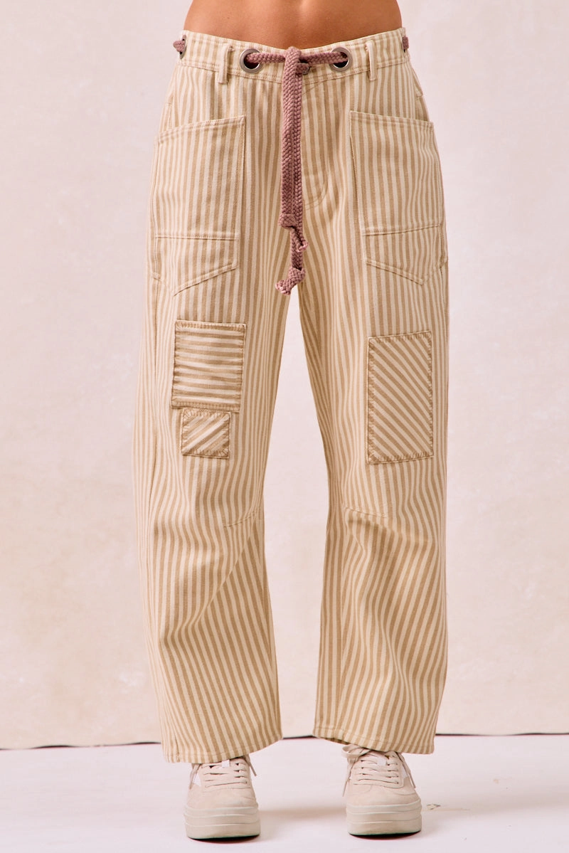 IB1717-01P | STRIPED TWILL BARREL PANTS Snap Closures
